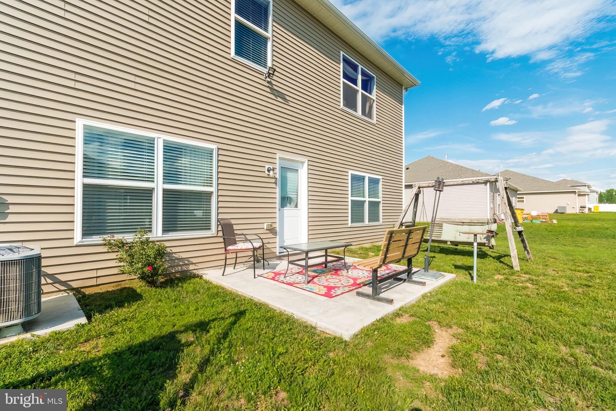 MCGINNIS POINT - Residential