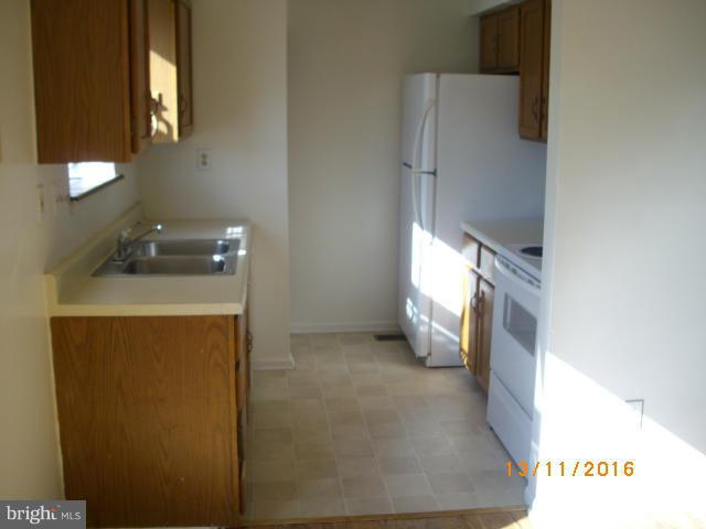 HERITAGE SQUARE - Residential