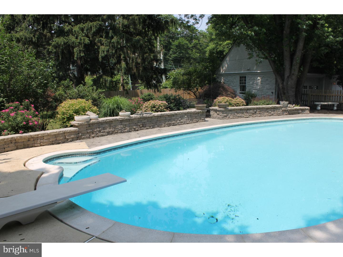 MERION STATION - Residential