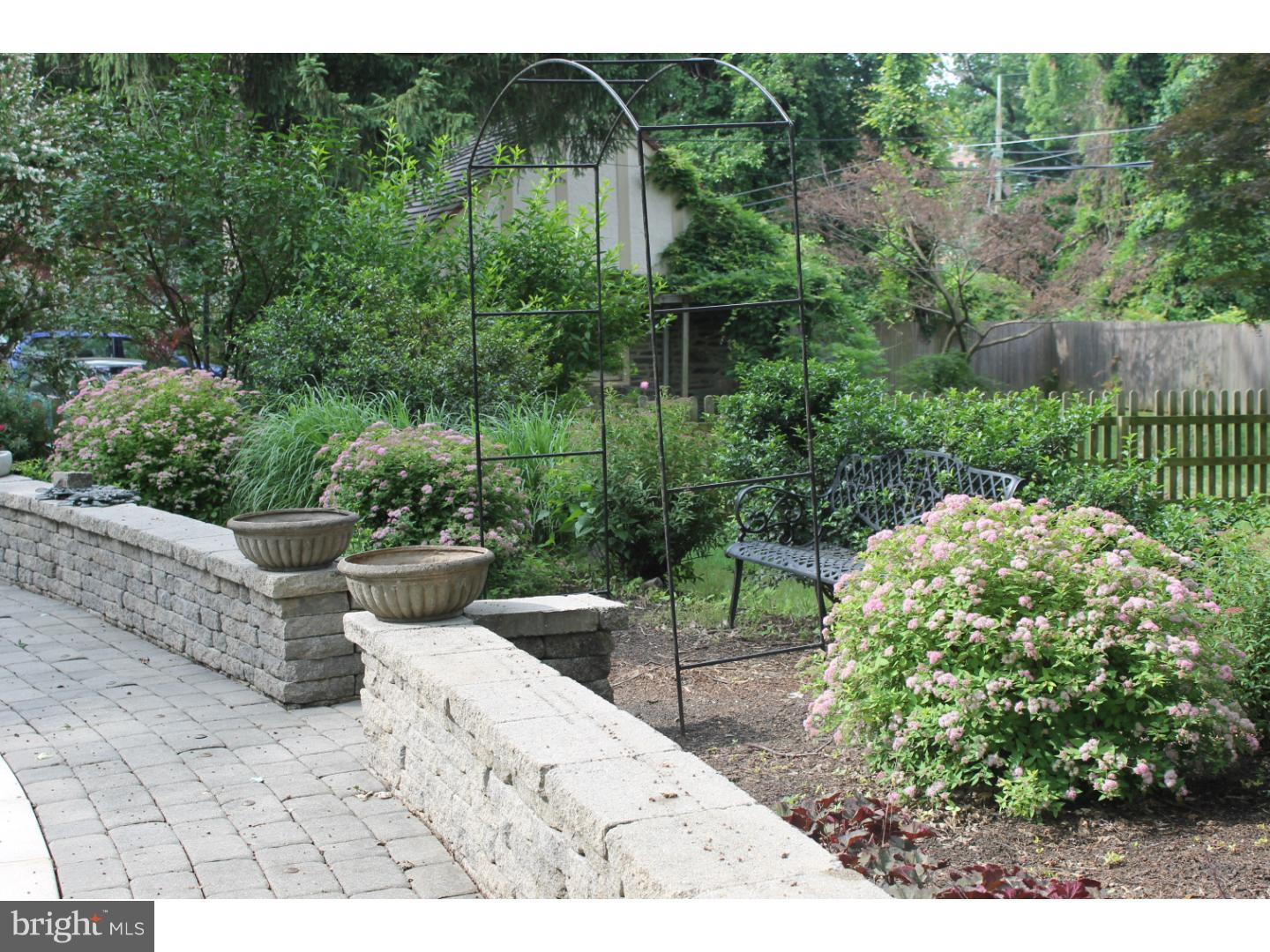 MERION STATION - Residential