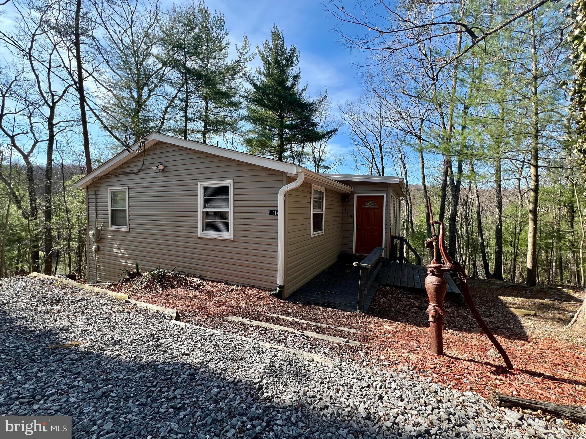 SLEEPY HOLLOW - Residential Lease