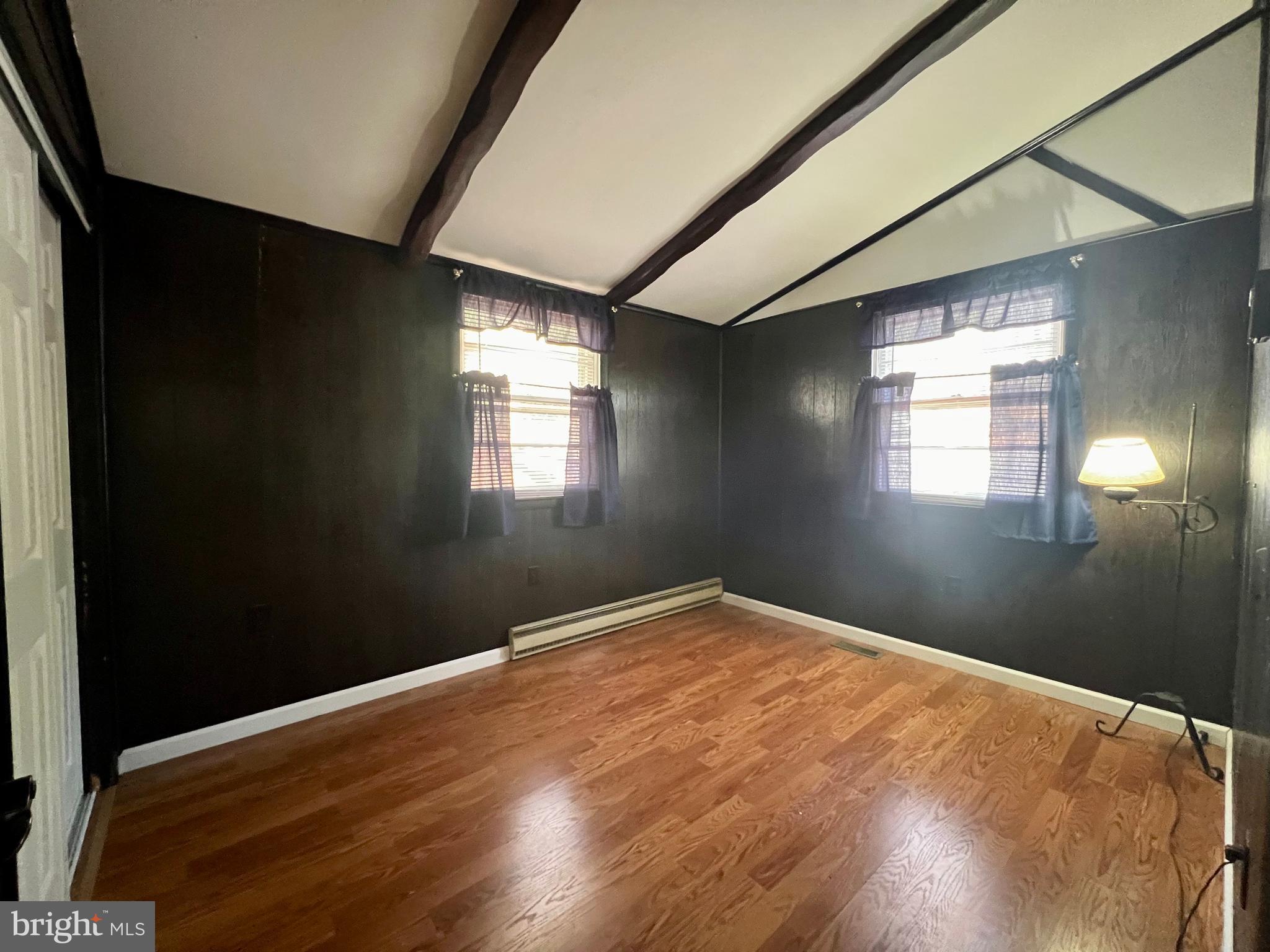 SLEEPY HOLLOW - Residential Lease