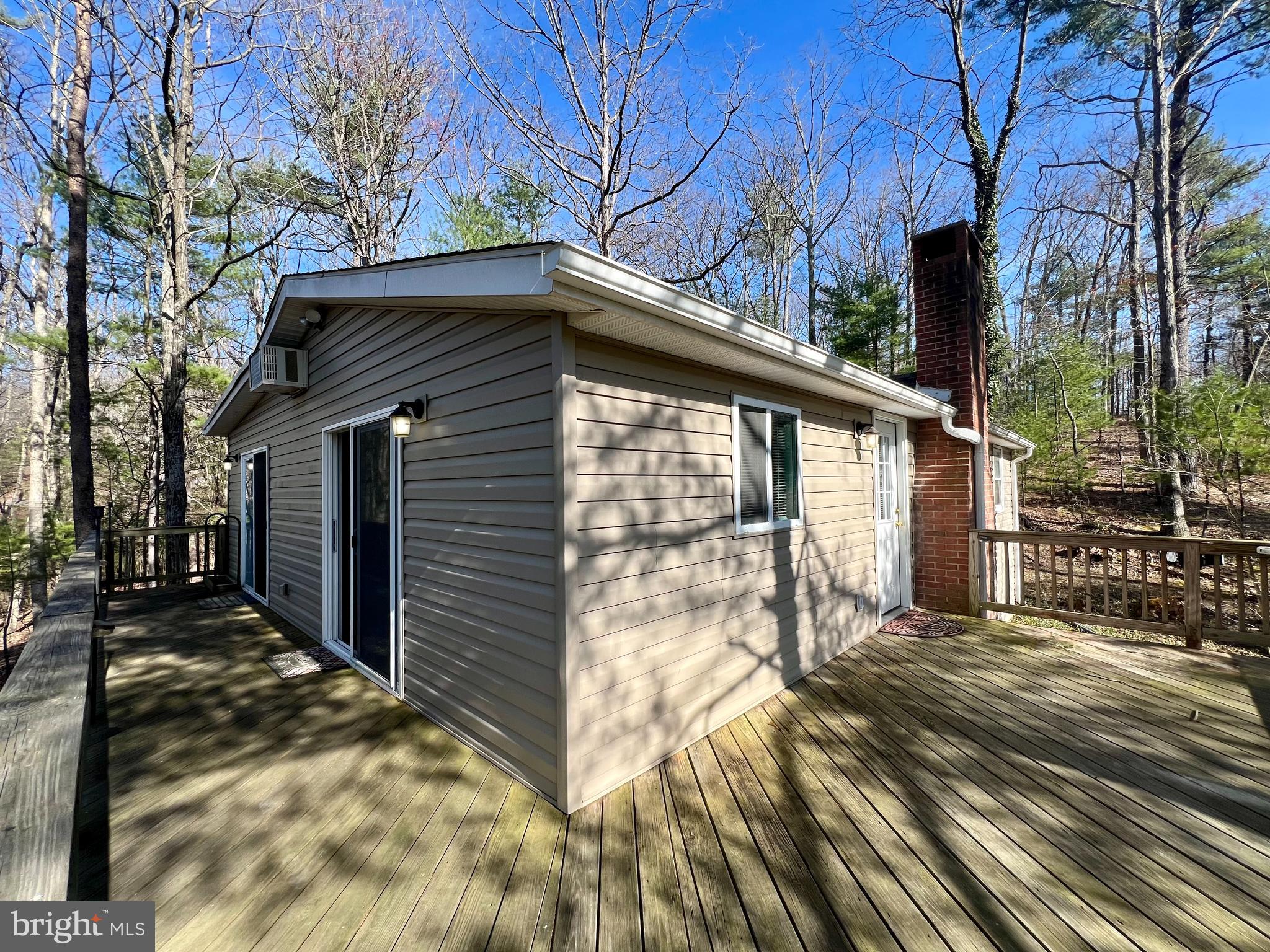 SLEEPY HOLLOW - Residential Lease