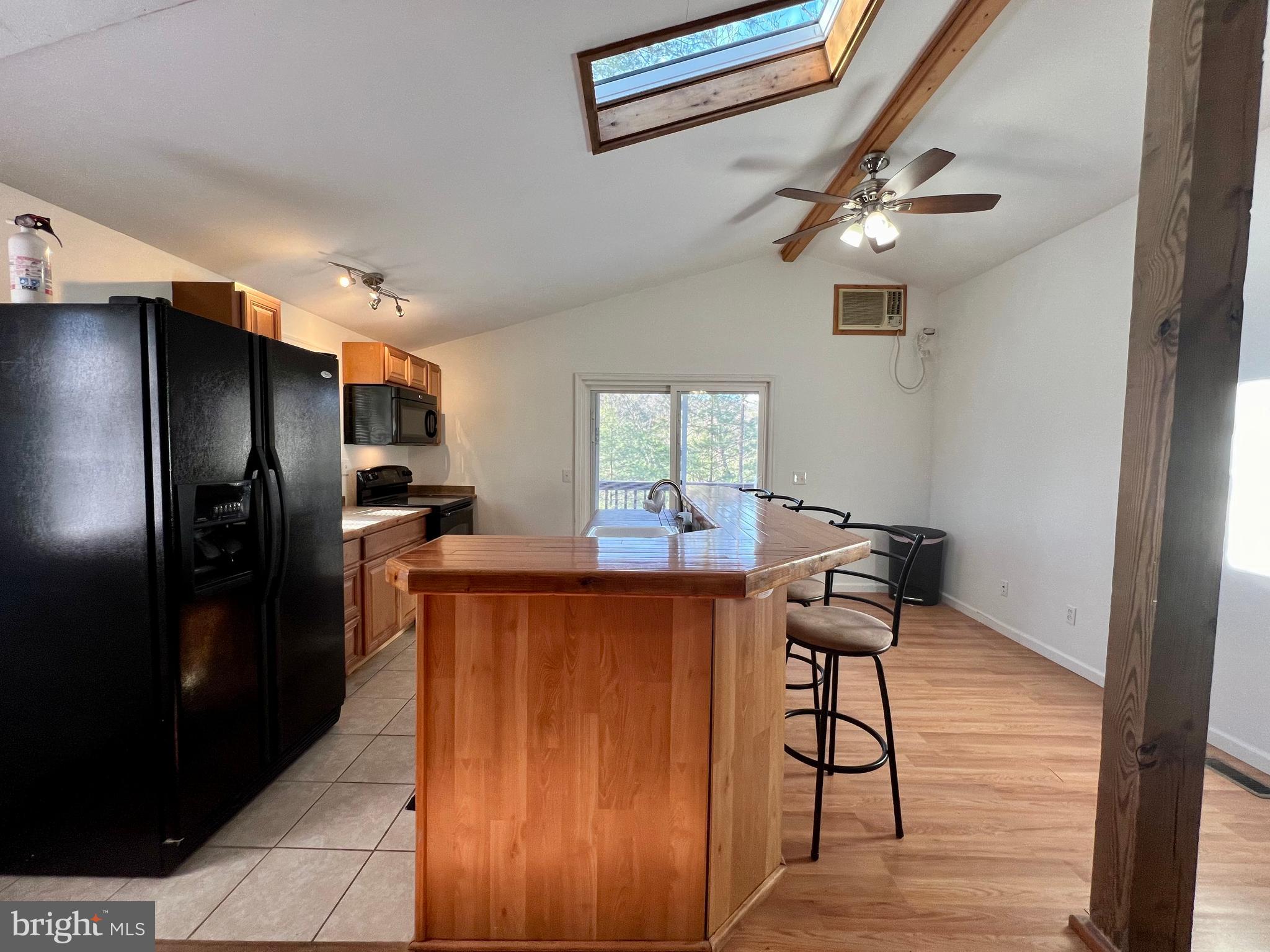 SLEEPY HOLLOW - Residential Lease