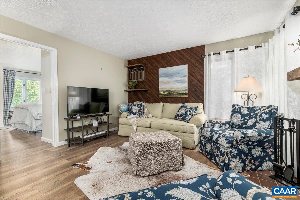 WINTERGREEN RESORT - Residential