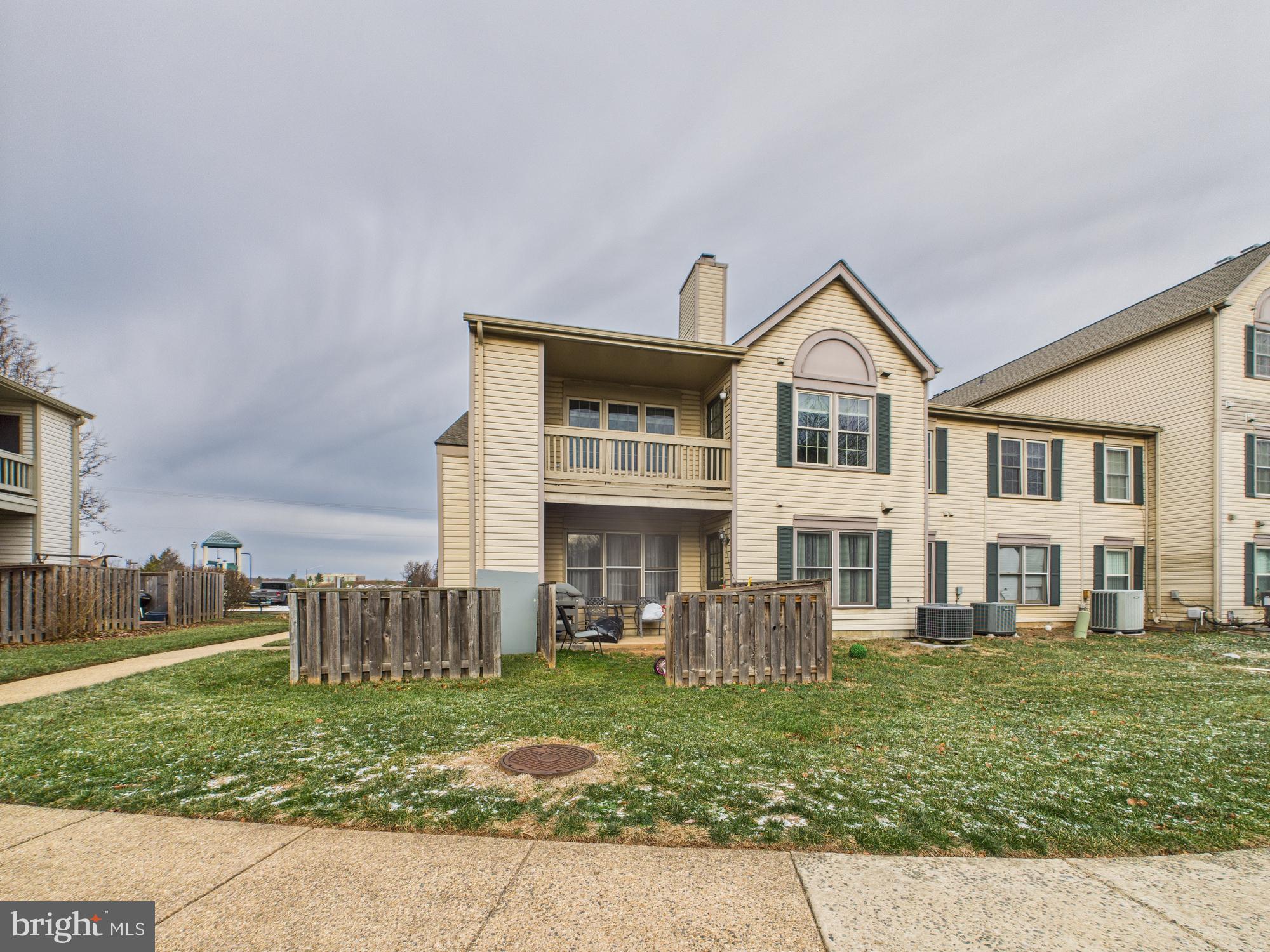 STONINGTON CONDOMINIUMS - Residential