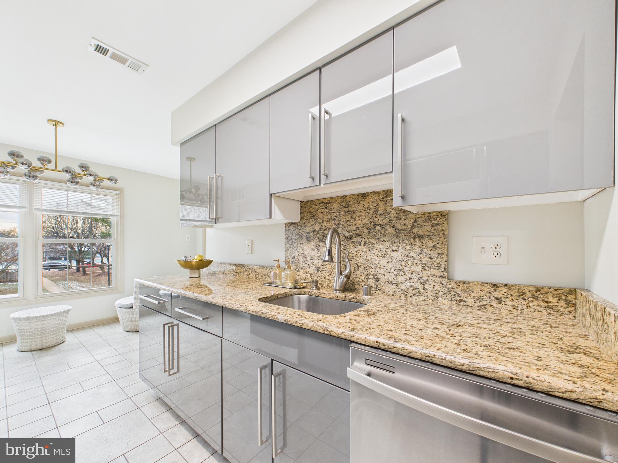 STONINGTON CONDOMINIUMS - Residential