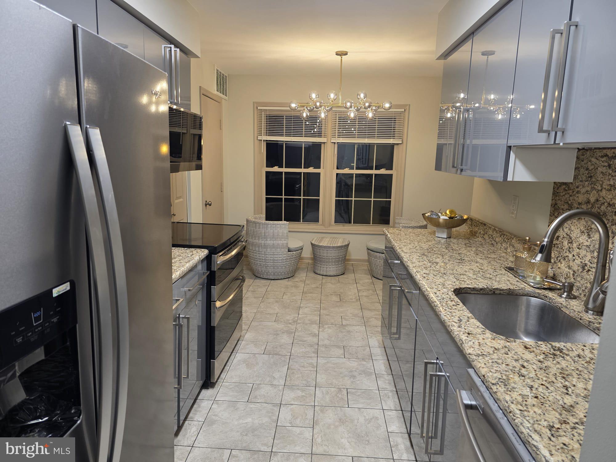 STONINGTON CONDOMINIUMS - Residential