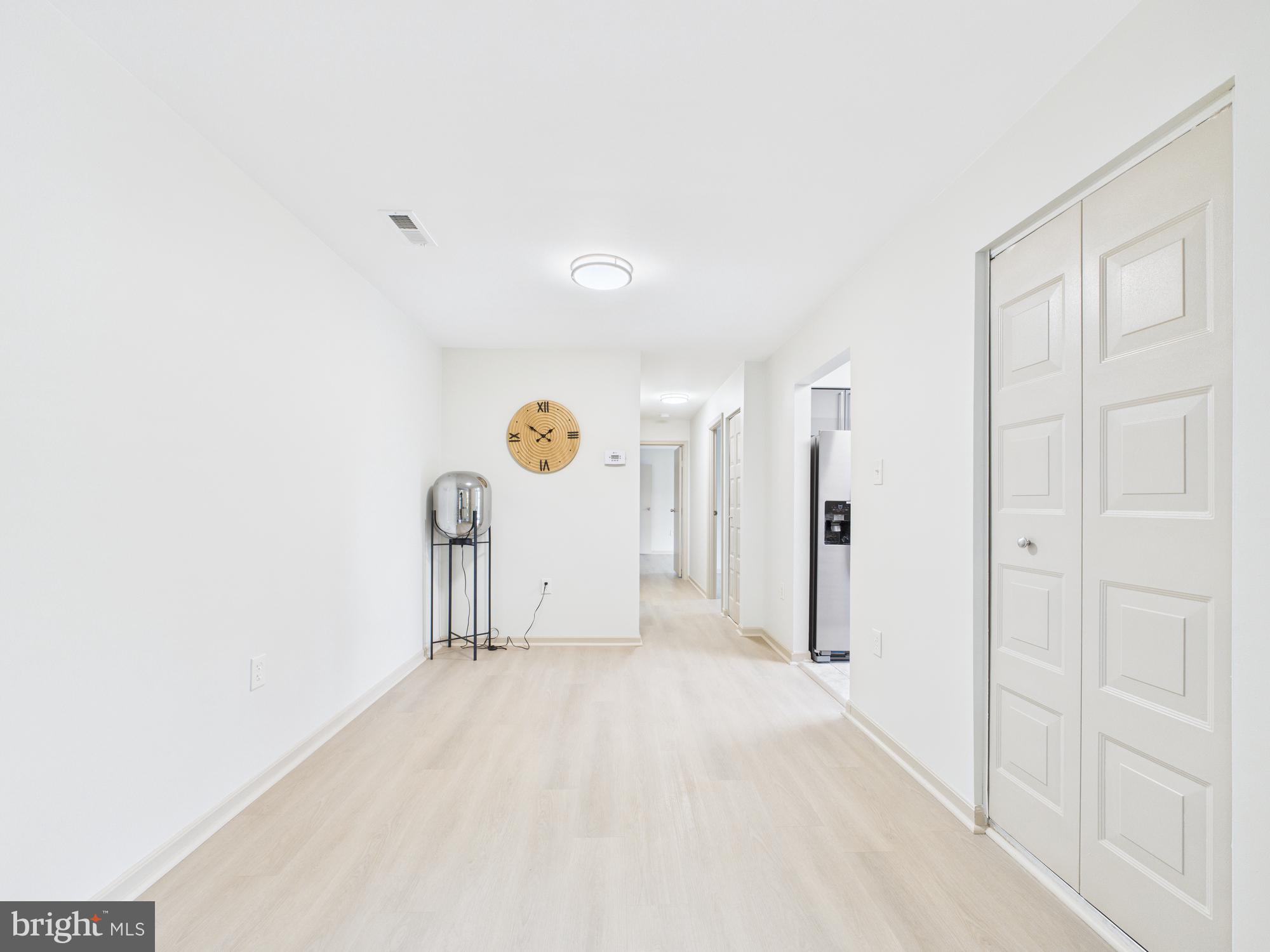 STONINGTON CONDOMINIUMS - Residential