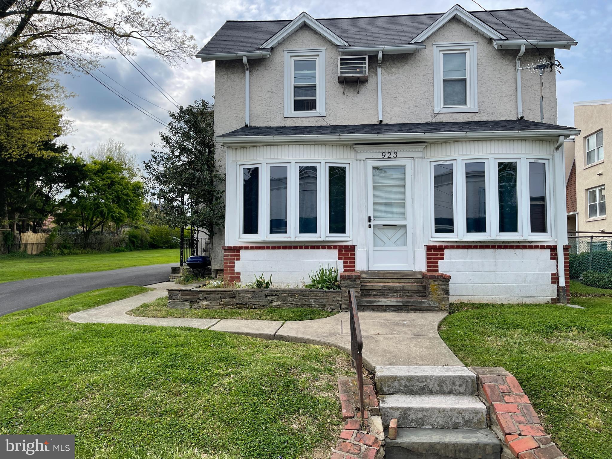 Endless opportunities for this Mixed/Multi-Use Duplex (retail, office and apartment).
Separate entrances for each unit: first floor has an enclosed front porch, oversized Living Rm, Eat-In-Kitchen, large Bedroom, full Bath w/tub/shower tile walls/floor, and separate sink area and Laundry Rm.
The second floor features two spacious Bedrooms, a Living Rm, Eat-In-Kitchen and a Bath w/tub/shower, tile walls, and flooring. The full Basement is unfinished, exterior entrance, stone foundation walls, excellent storage areas, and separate mechanical area. .
The asphalt driveway takes you to the two-car detached garage w/manual entrance door and one overhead door, and parking for approximately six cars parking and large side yard.
Both units and the garage are rented with month to month leases. Utilities are sperate tenants pay their own.
All conveniently located transportation, major roads, shopping, schools, and more.
Here's another option, if you are looking for a single family home with a large yard and you haven't found one that meets your needs, consider converting the duplex back to it's original use.
Schedule your appointment, now.