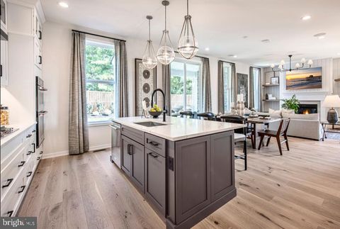 213 TIFFANY LANE SPRING CITY PA 19475