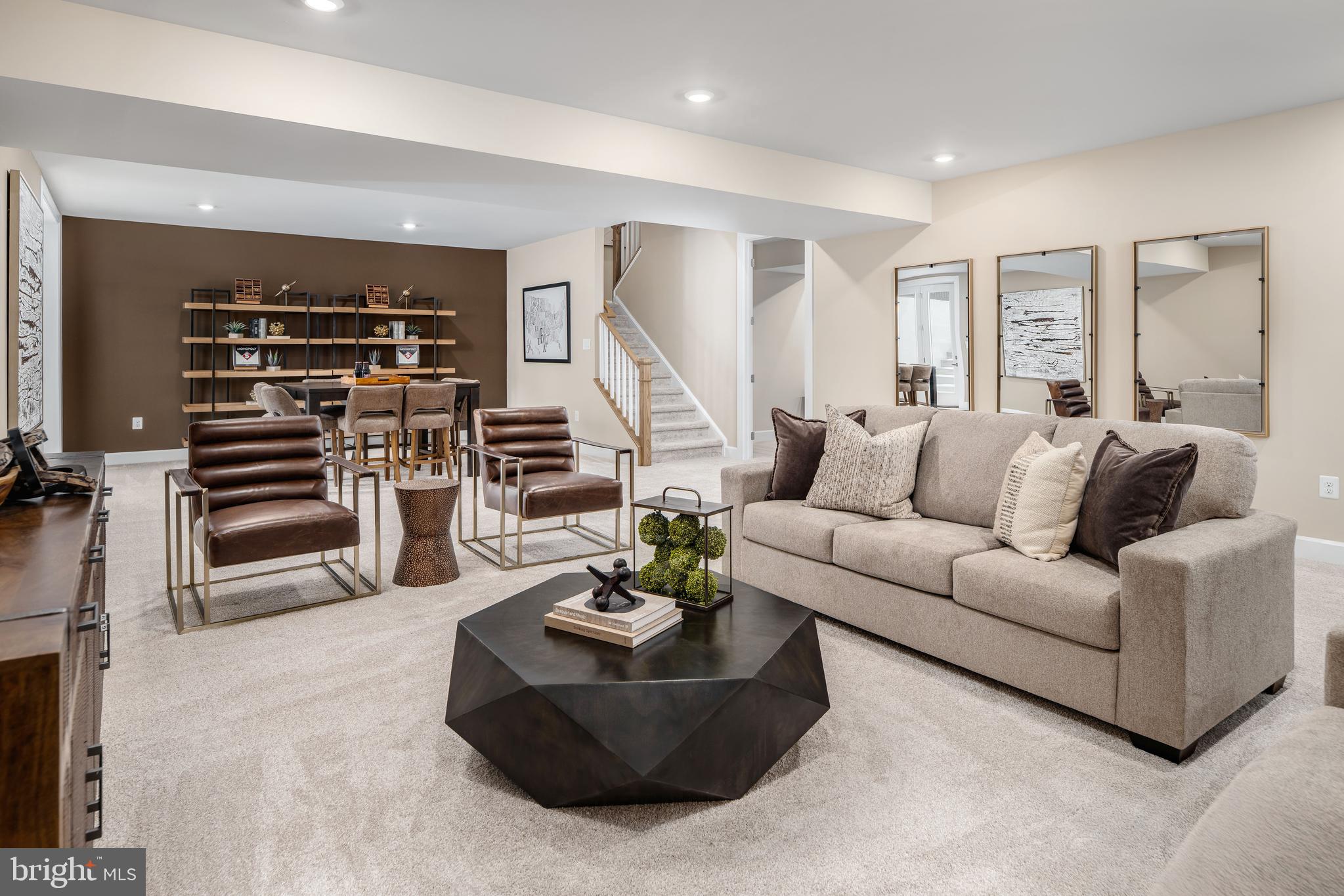 BRINTON LAKE ESTATES - Residential