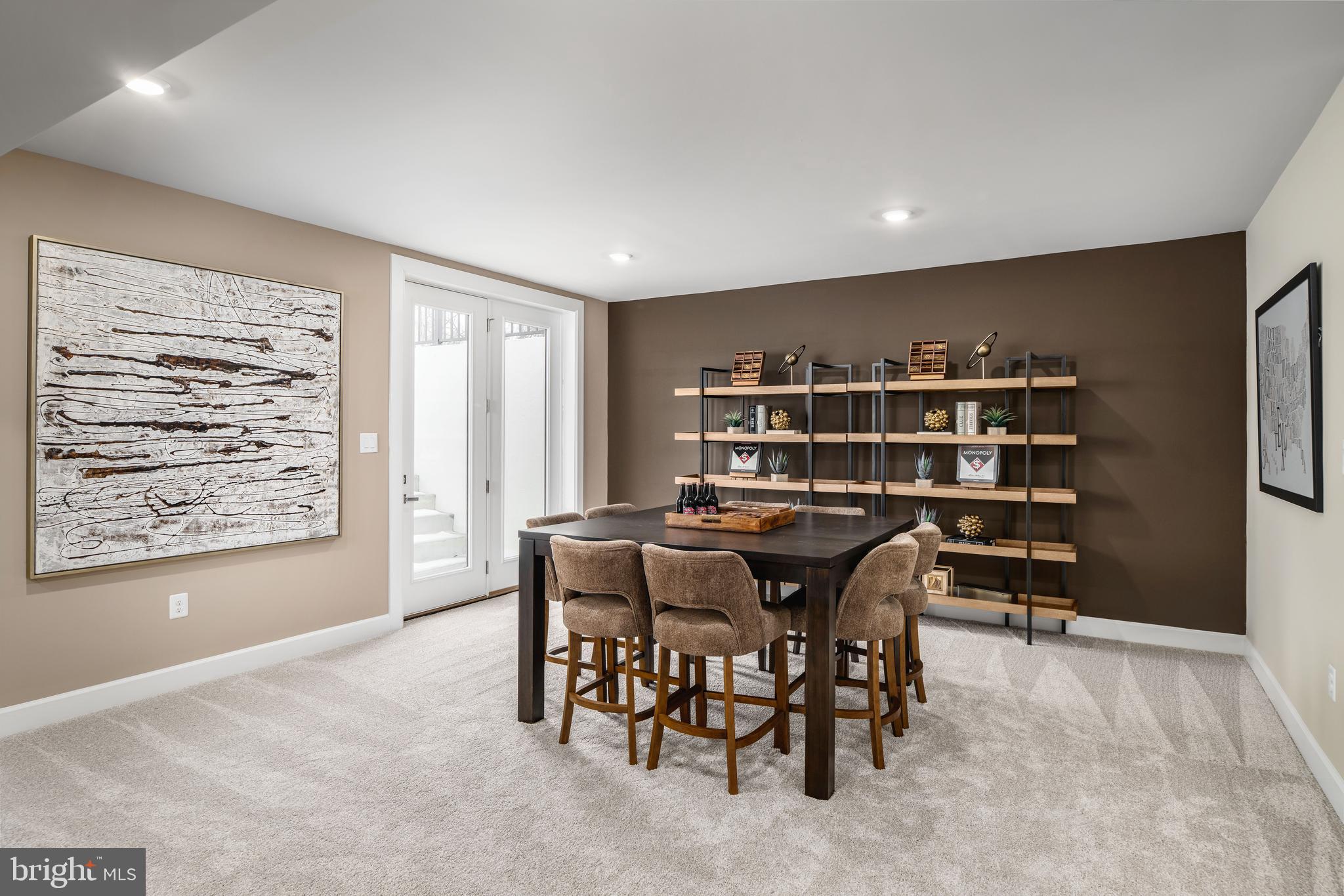 BRINTON LAKE ESTATES - Residential