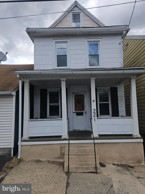221 Cherry Street, Saint Clair, PA MLS: PASK2020710