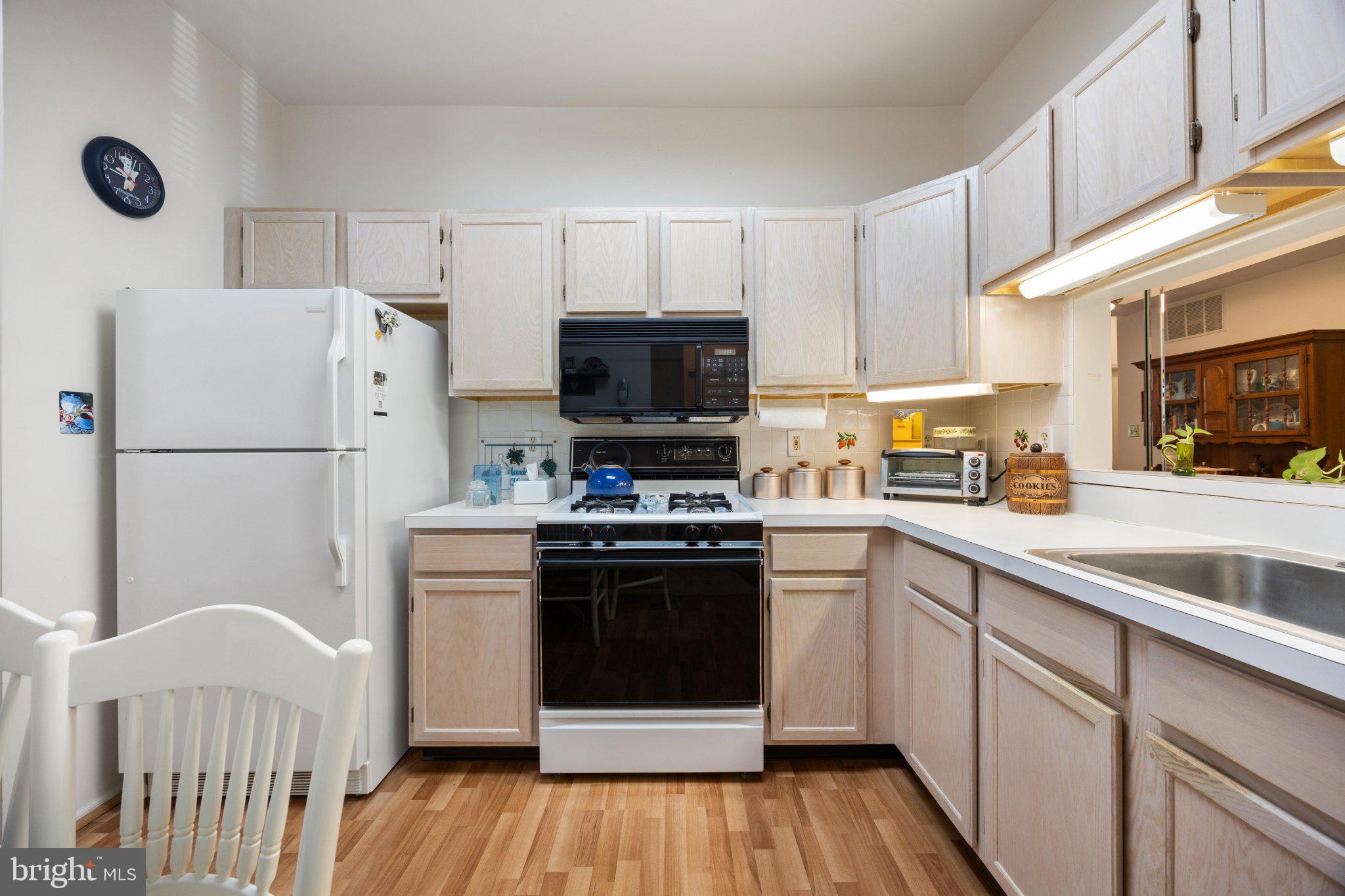 8905 GROFFS MILL DRIVE 8905