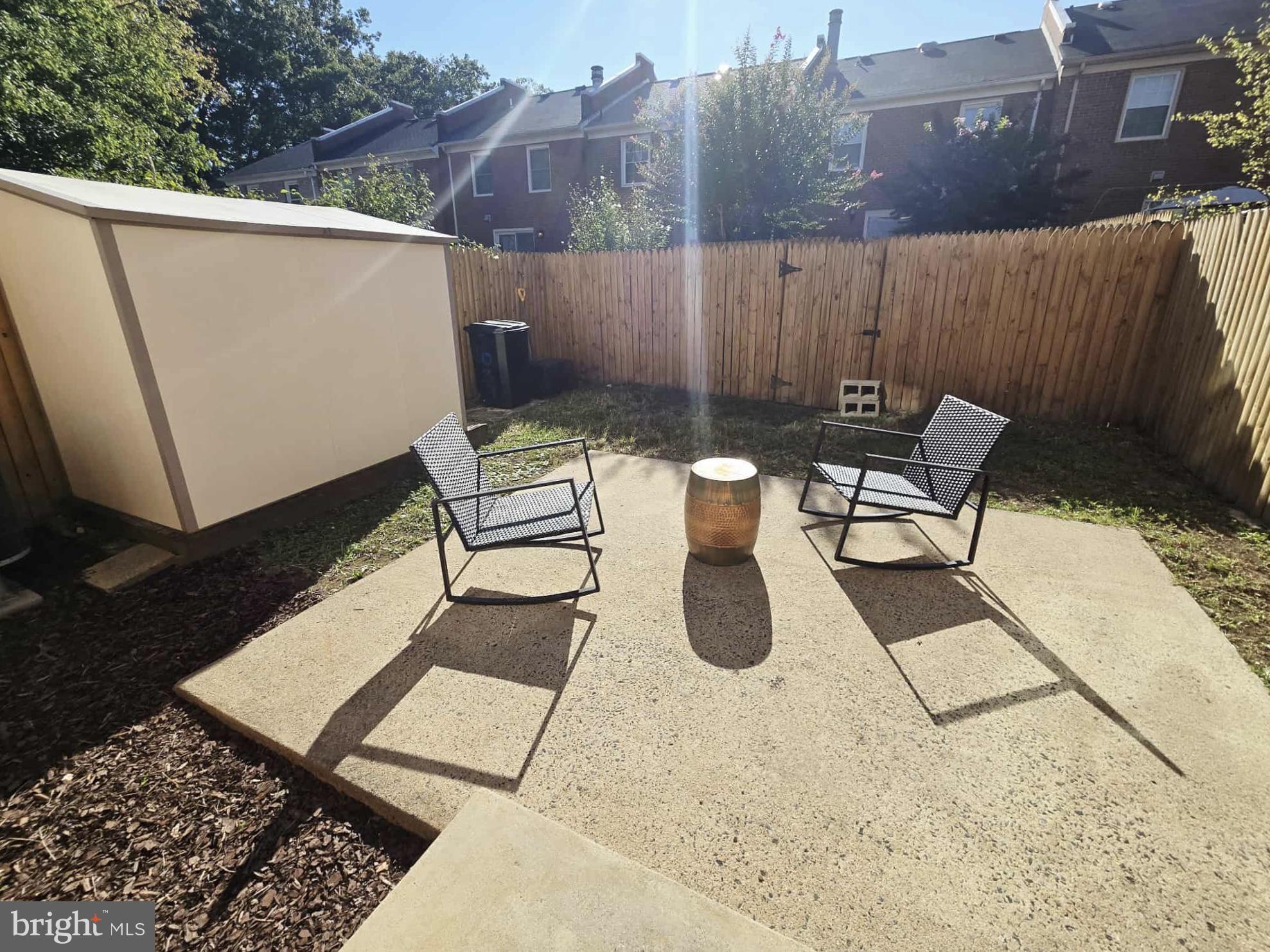 LEEWOOD - Residential