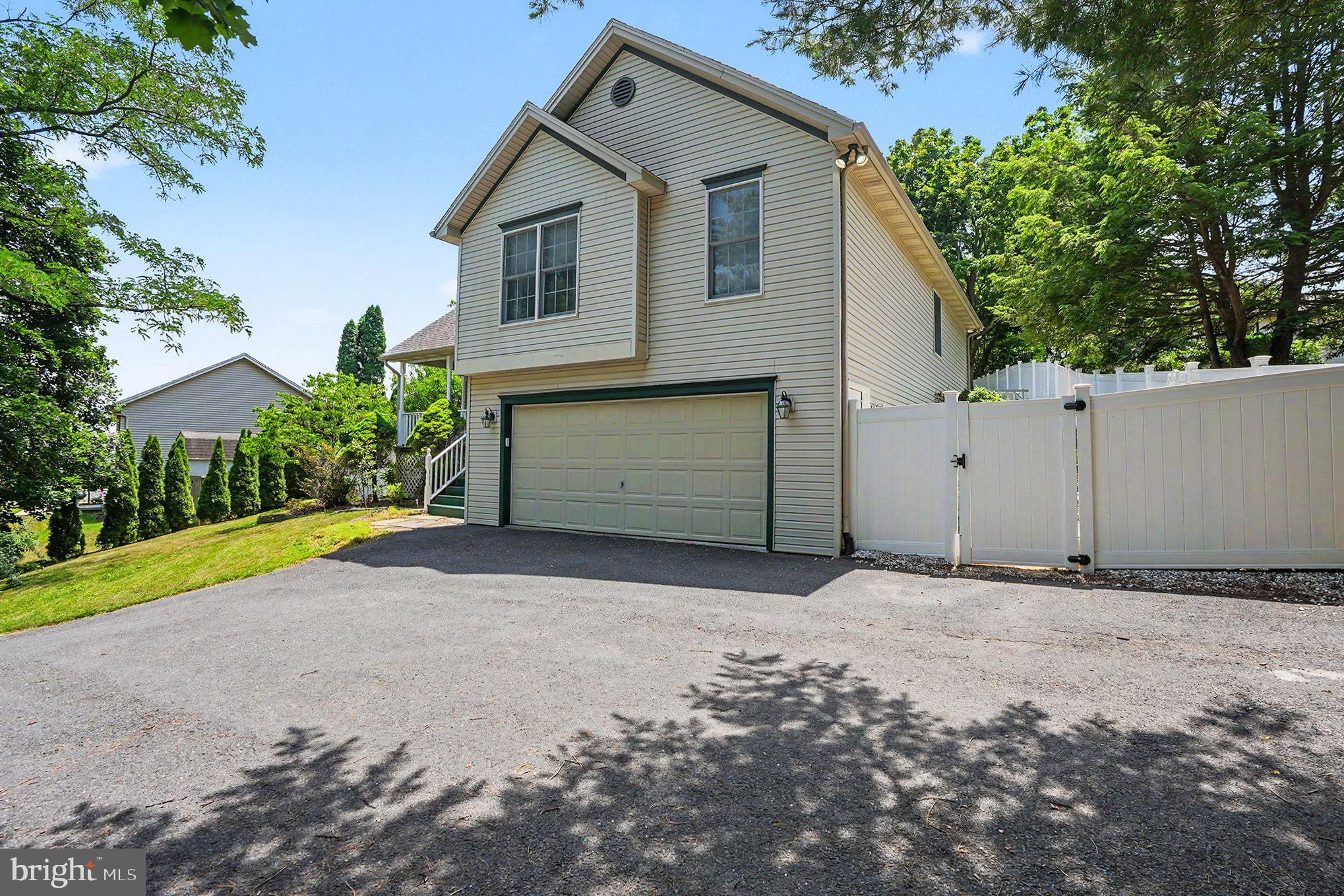 102 HILLDALE ROAD
