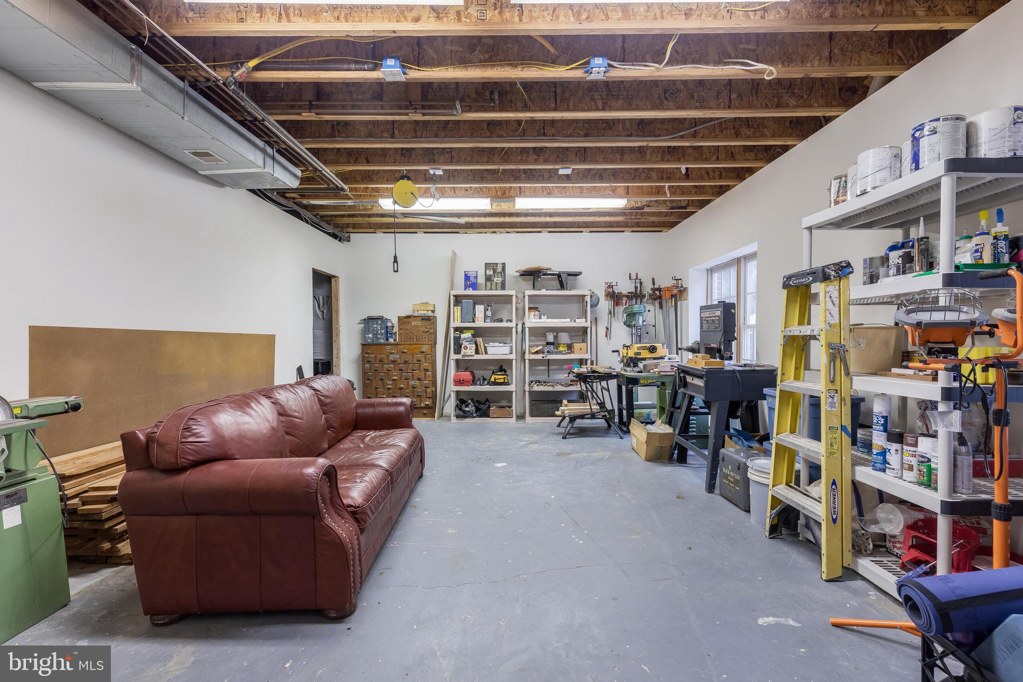 WOODLEA HILLS - Residential