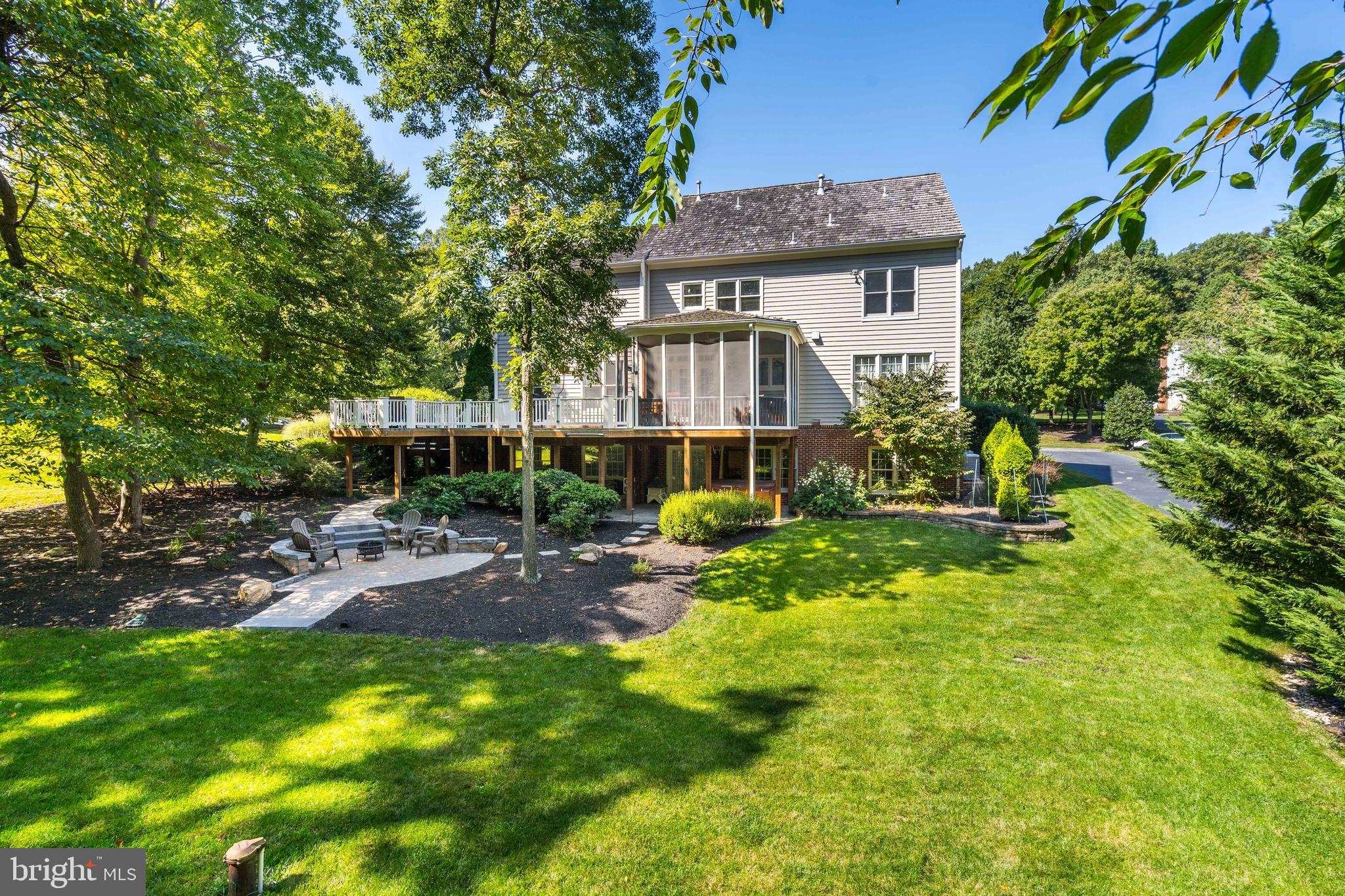 WOODLEA HILLS - Residential