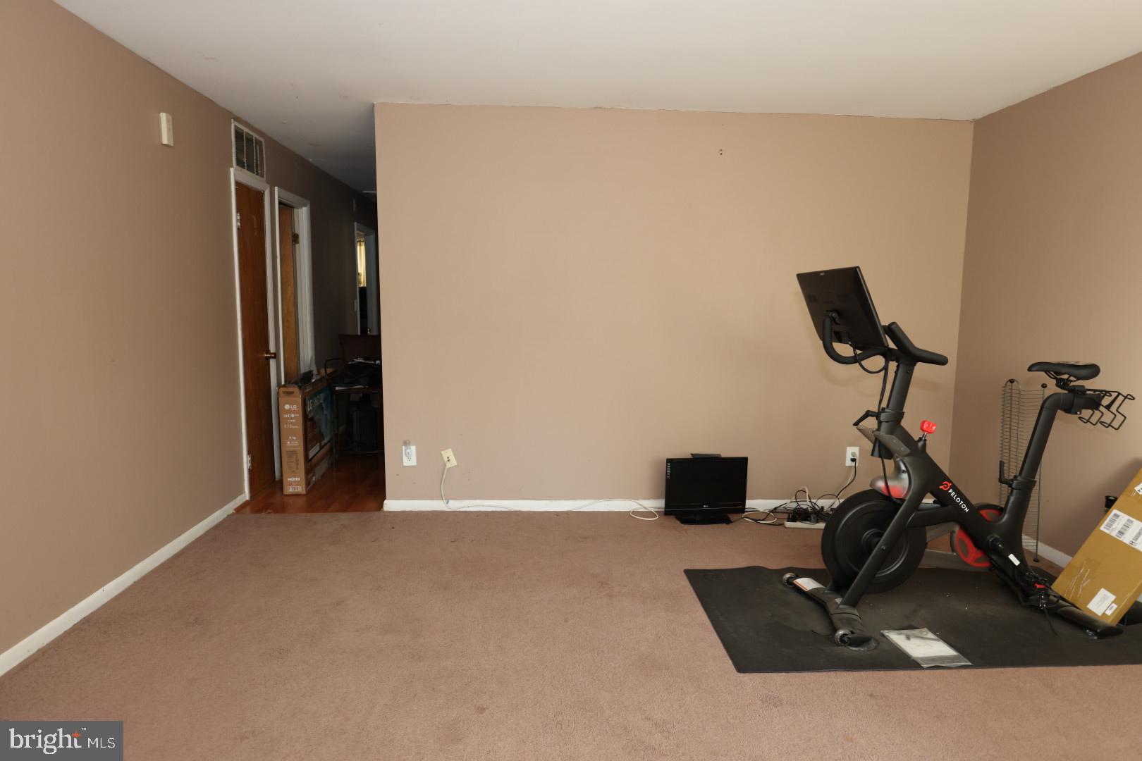 CAPITOL HEIGHTS - Residential