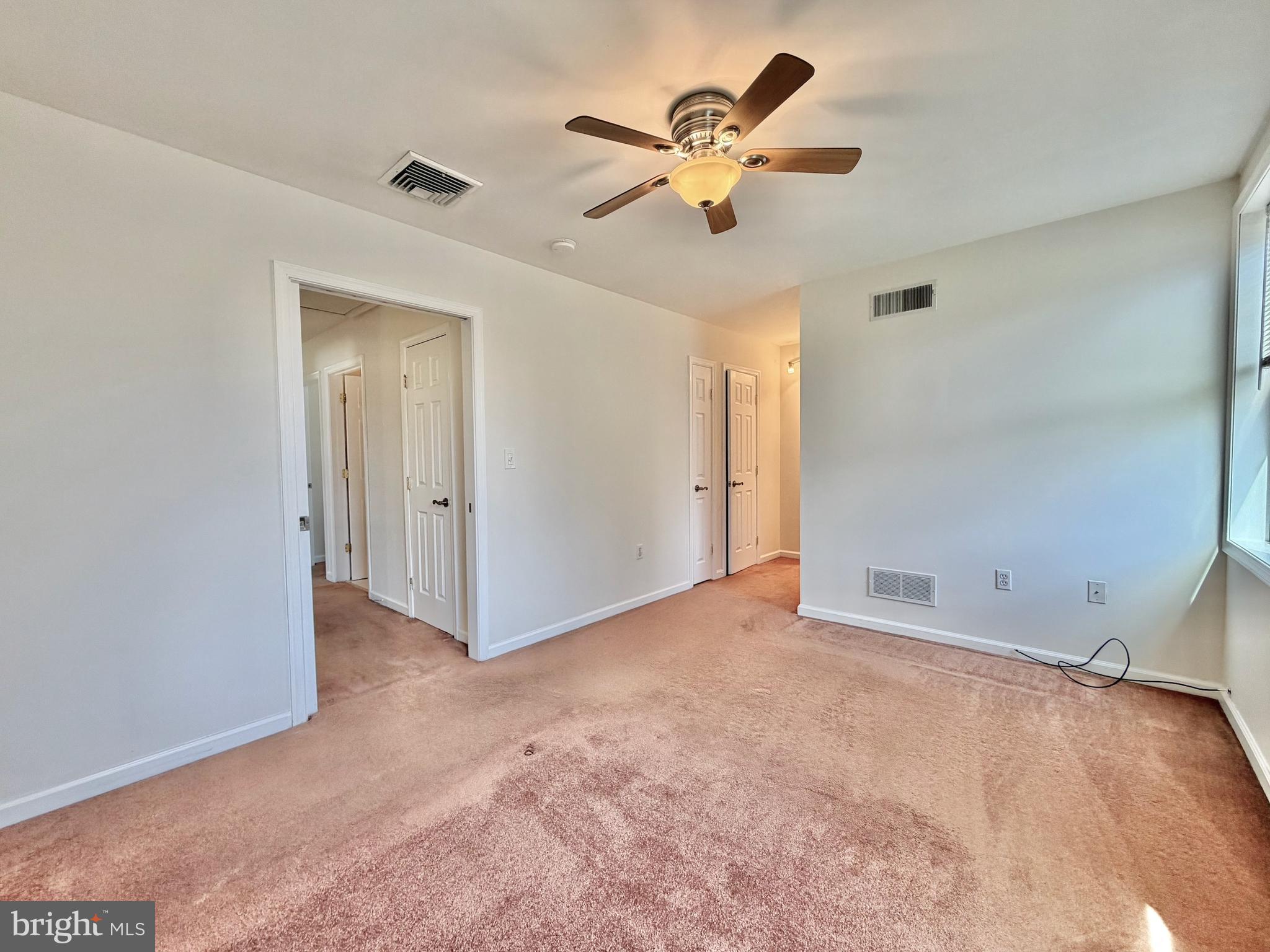 LAKEVIEW - Residential