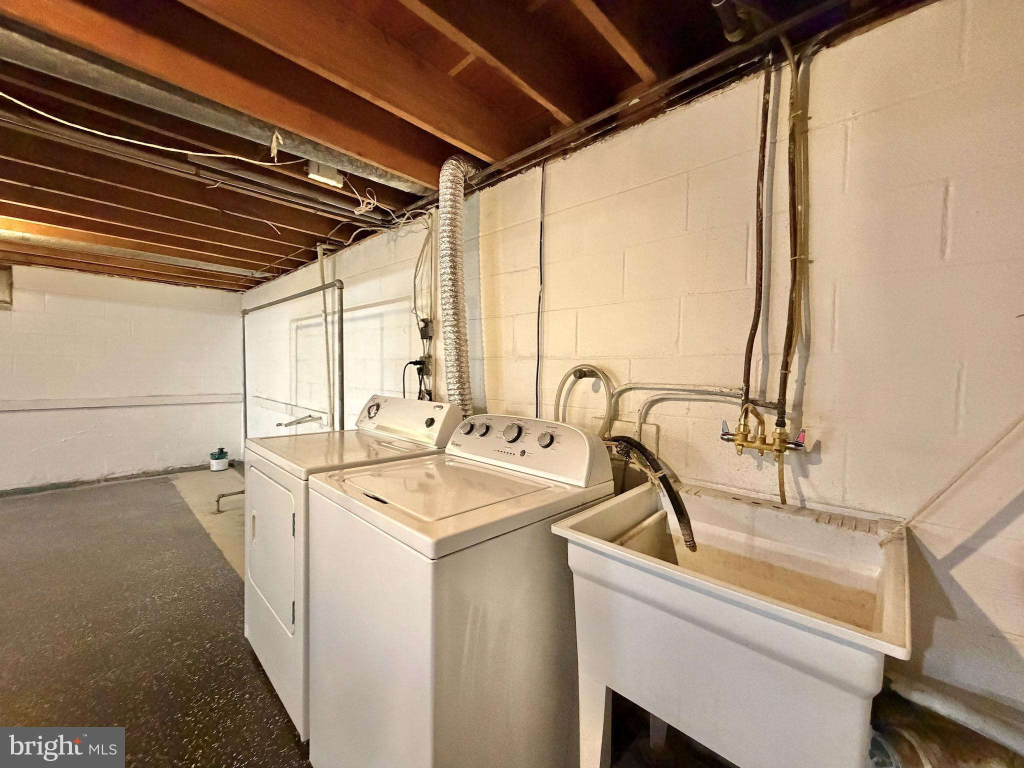 LAKEVIEW - Residential