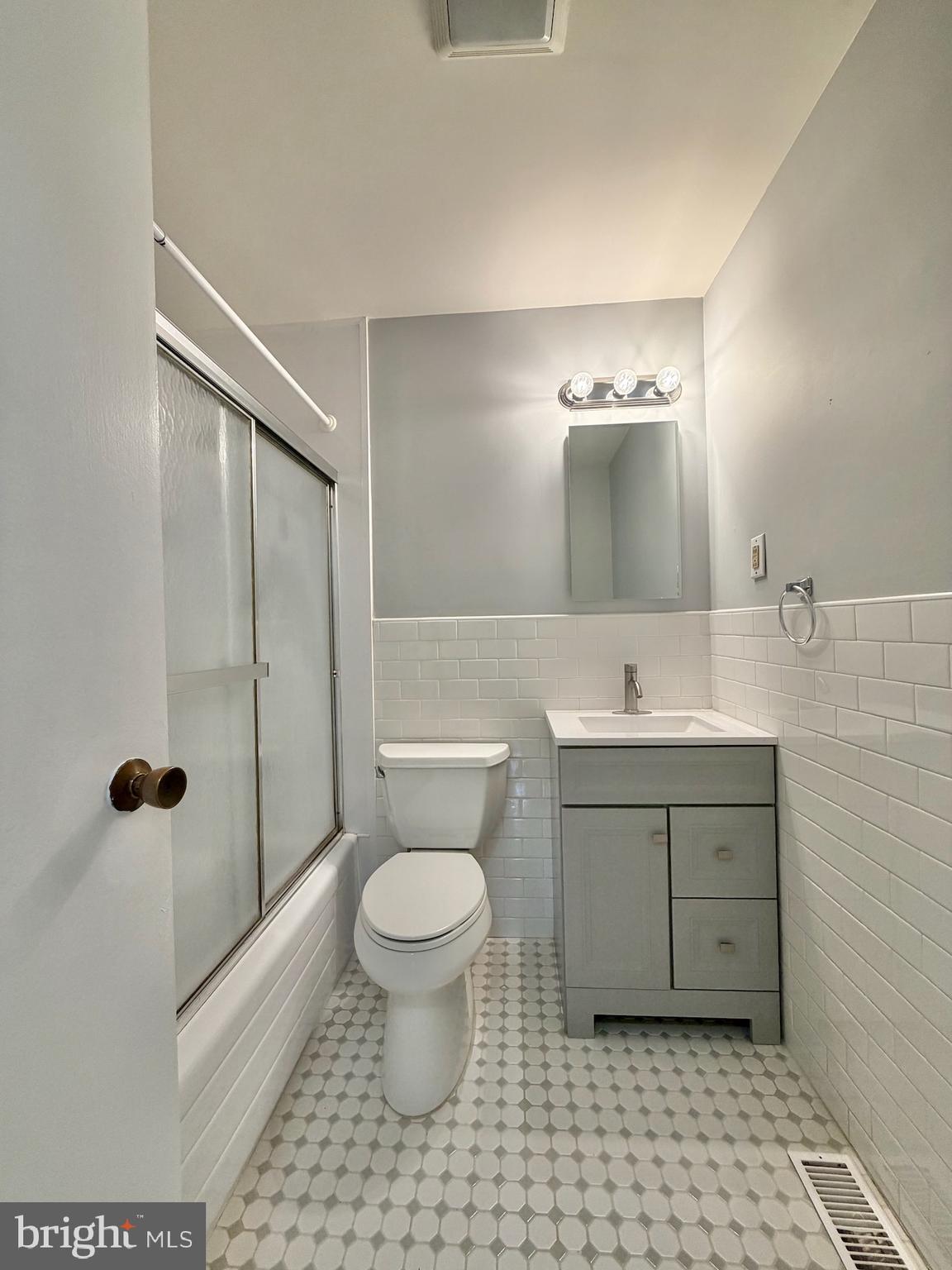 LAKEVIEW - Residential