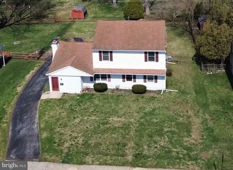 409 SUNSET DRIVE DOWNINGTOWN PA 19335