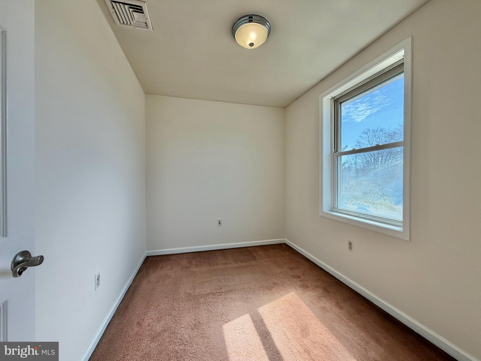 LAKEVIEW - Residential