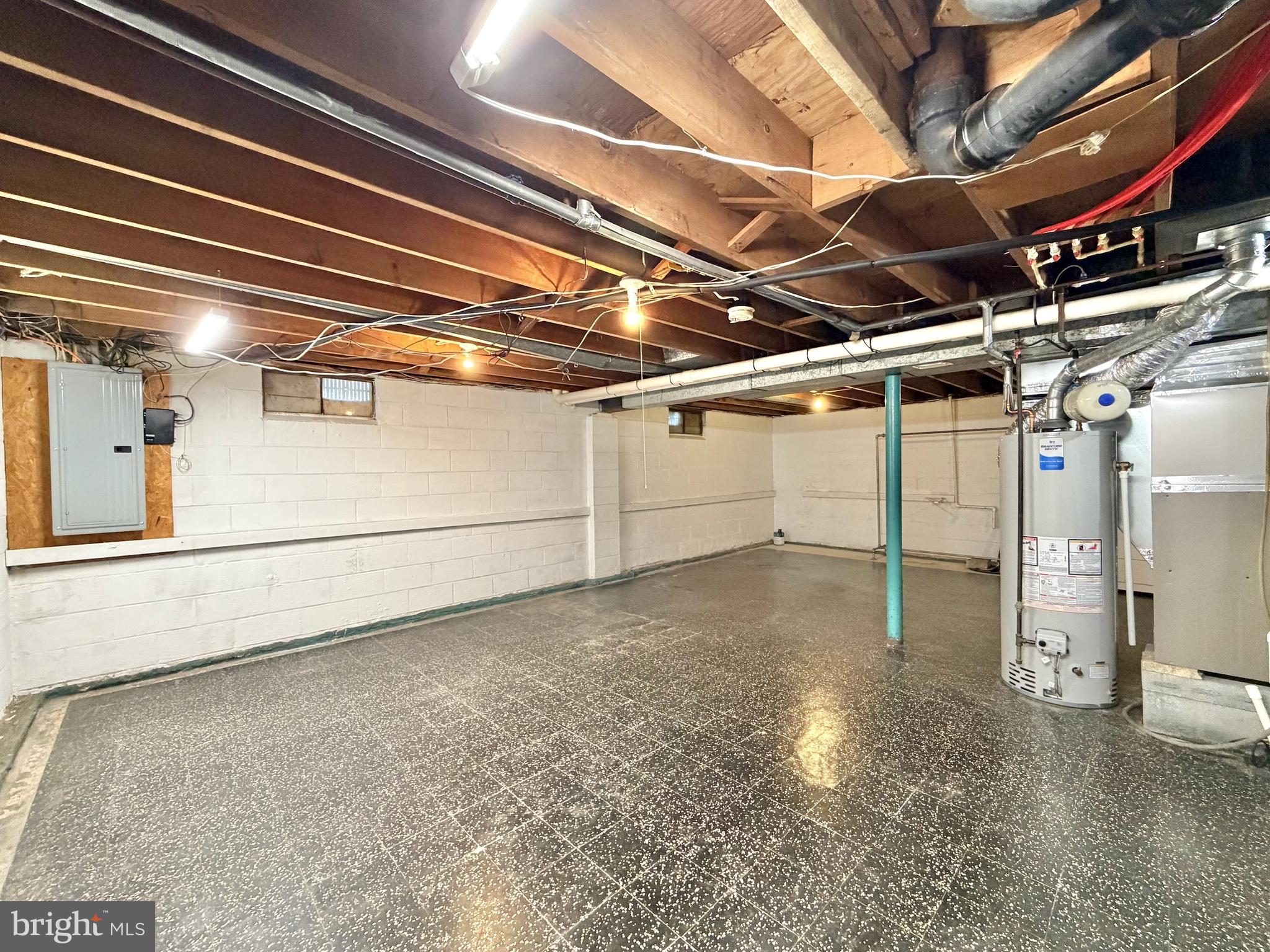 LAKEVIEW - Residential