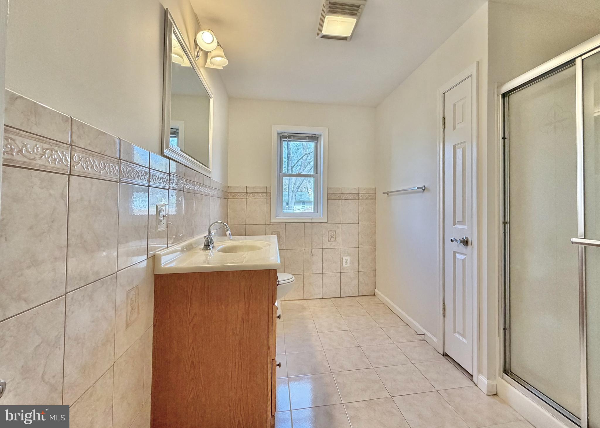 LAKEVIEW - Residential