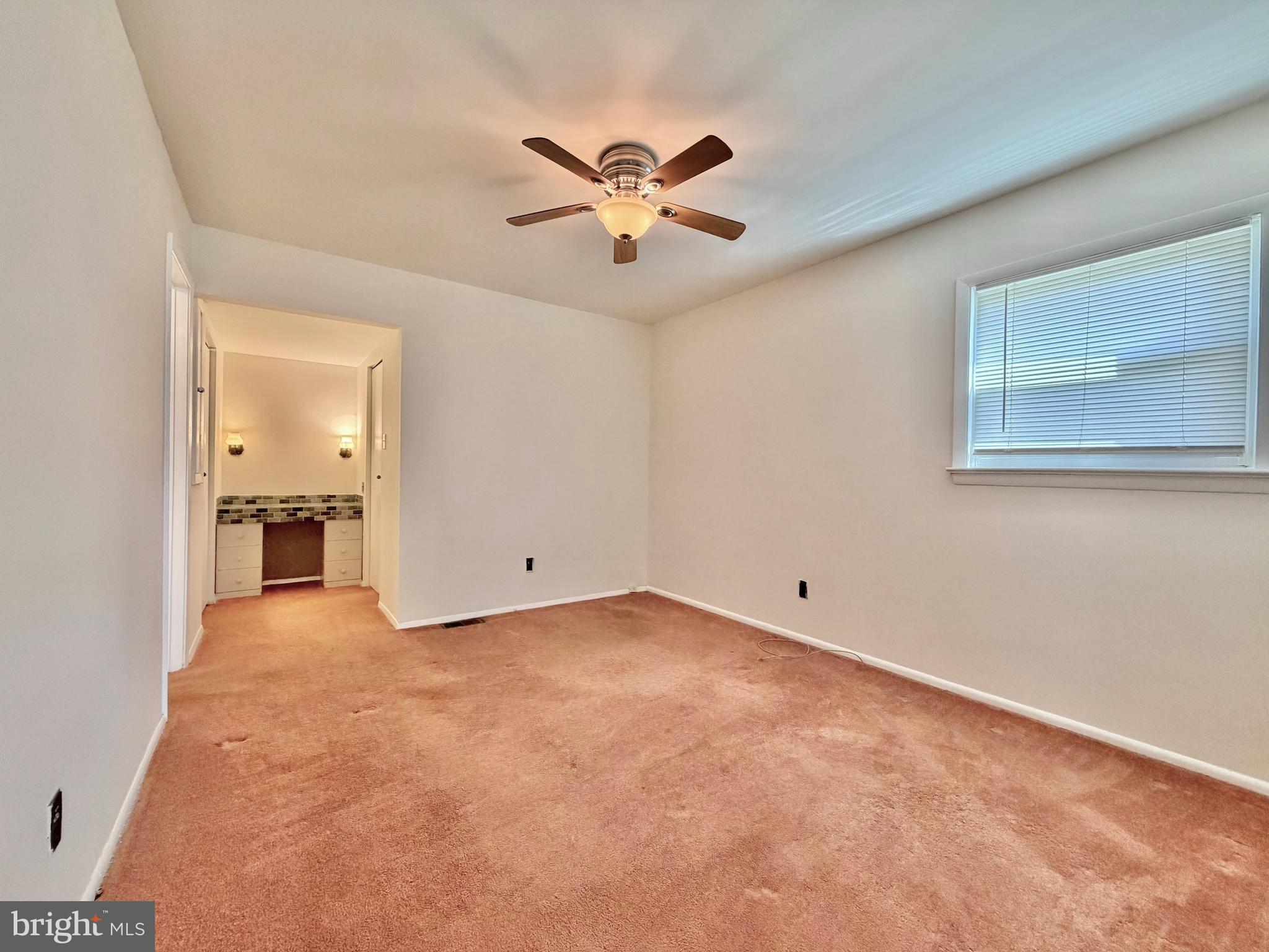 LAKEVIEW - Residential