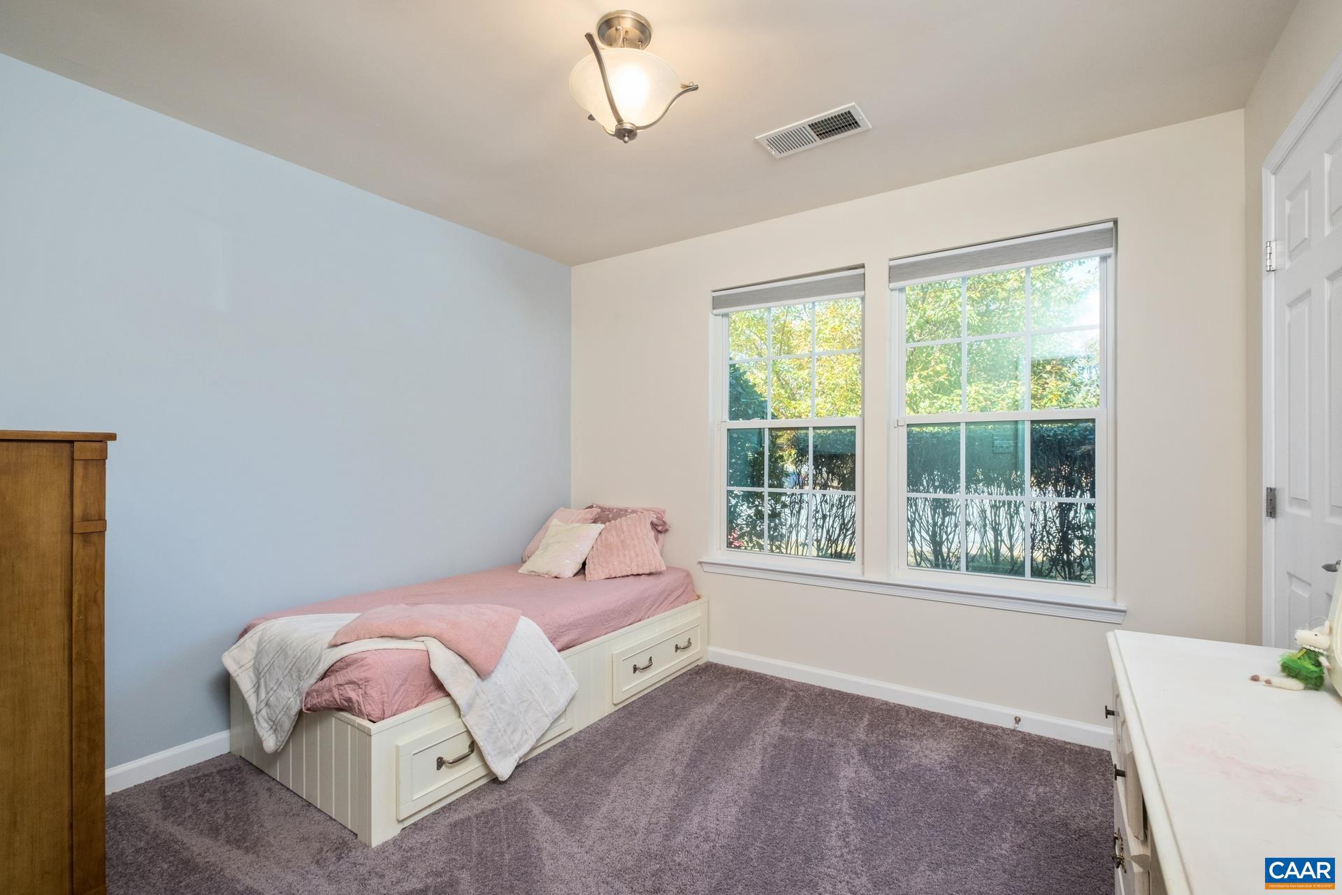 SYCAMORE SQUARE - Residential