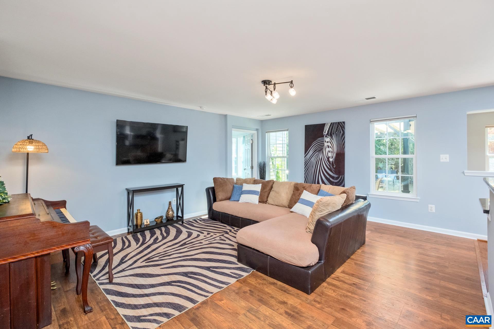 SYCAMORE SQUARE - Residential