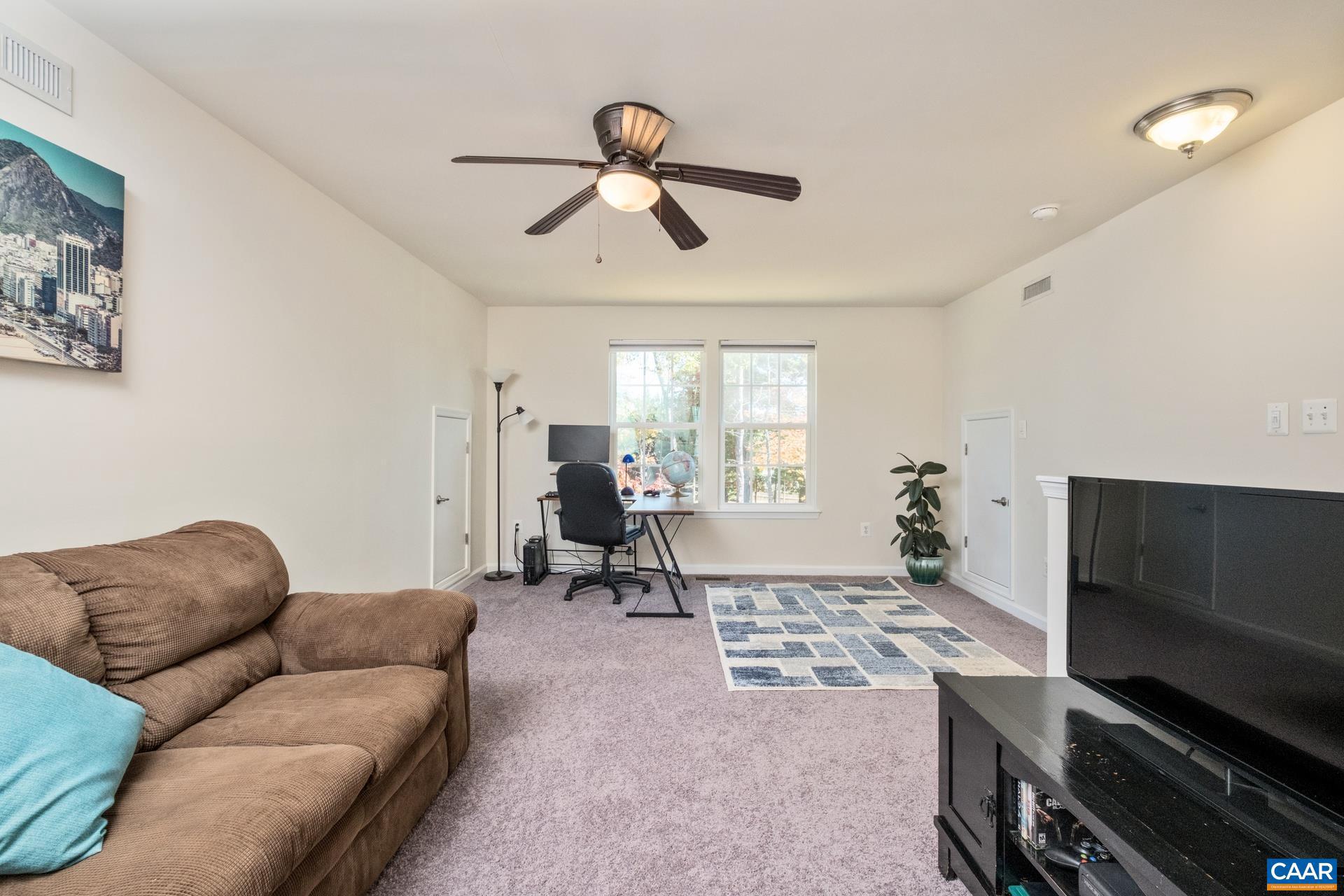 SYCAMORE SQUARE - Residential