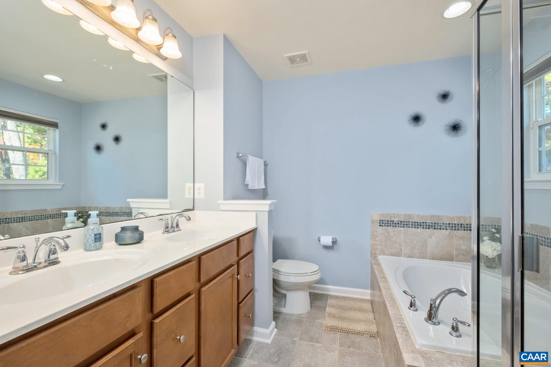 SYCAMORE SQUARE - Residential