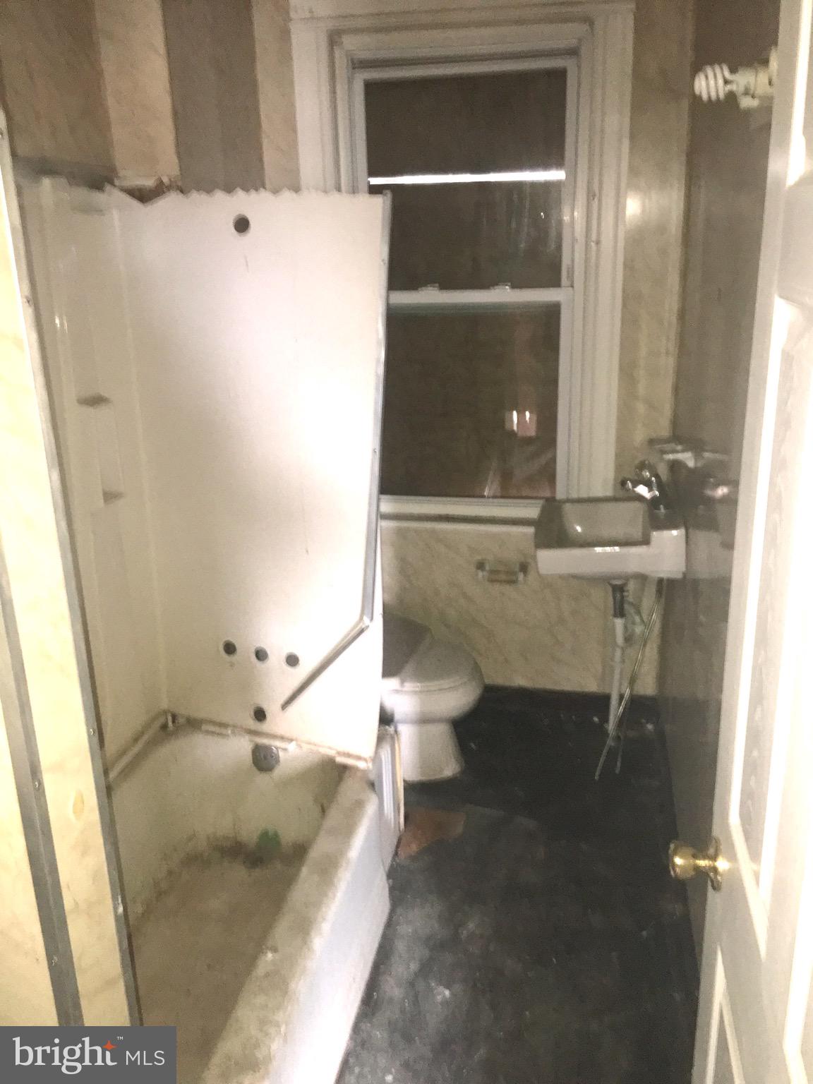 BELAIR-EDISON - Residential