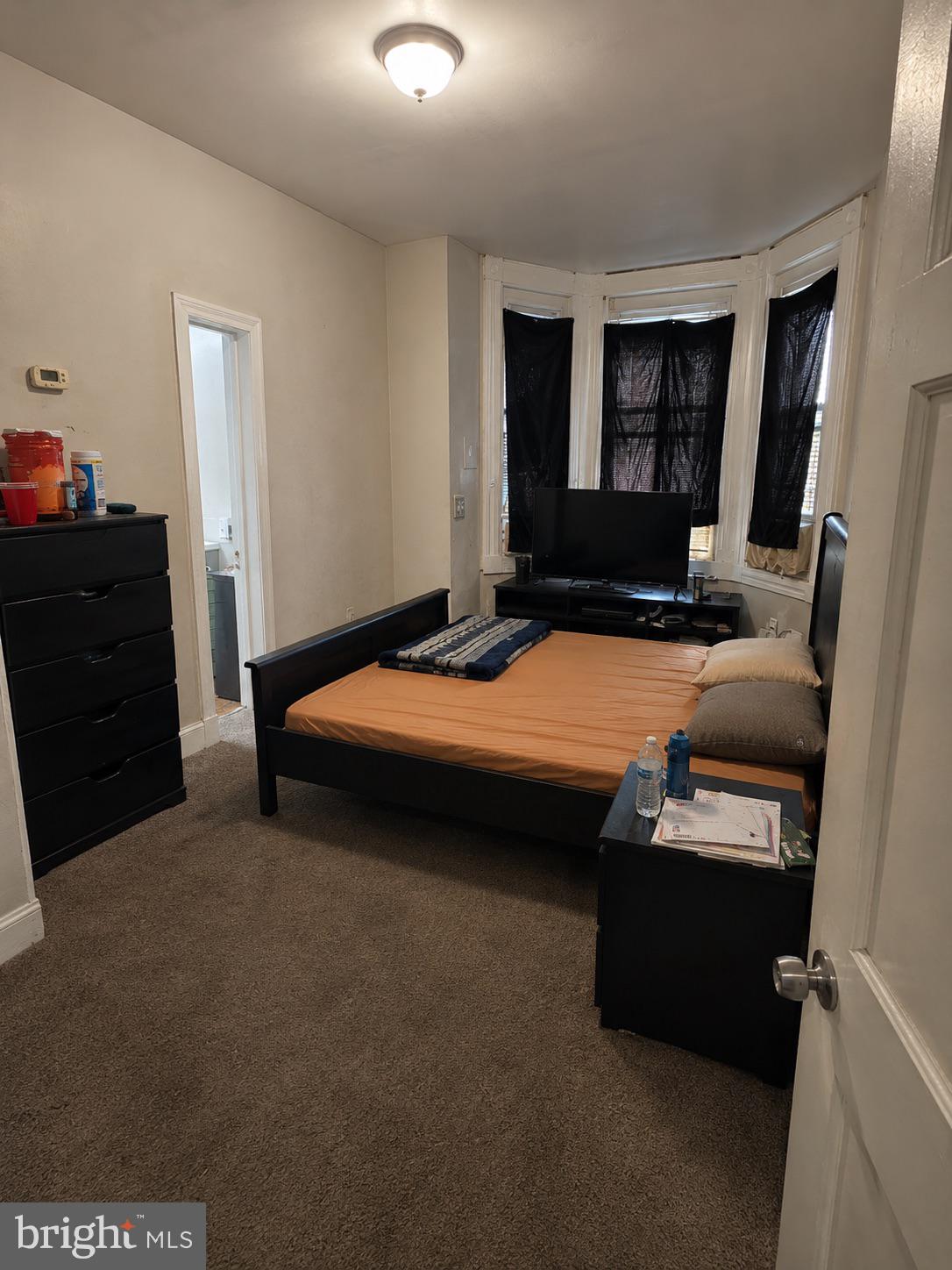 CHARLES VILLAGE - Commercial Sale