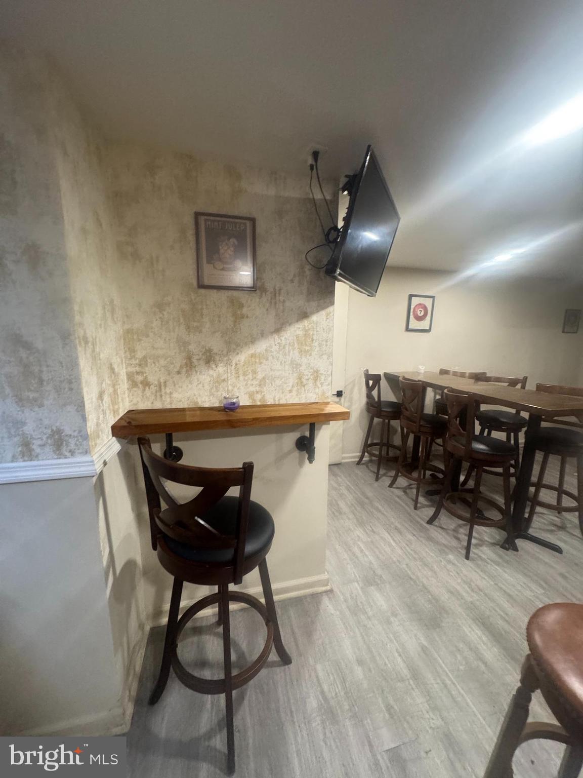 CHARLES VILLAGE - Commercial Sale