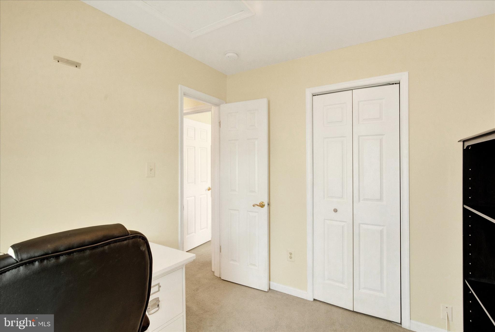 FOREST LAKES - Residential