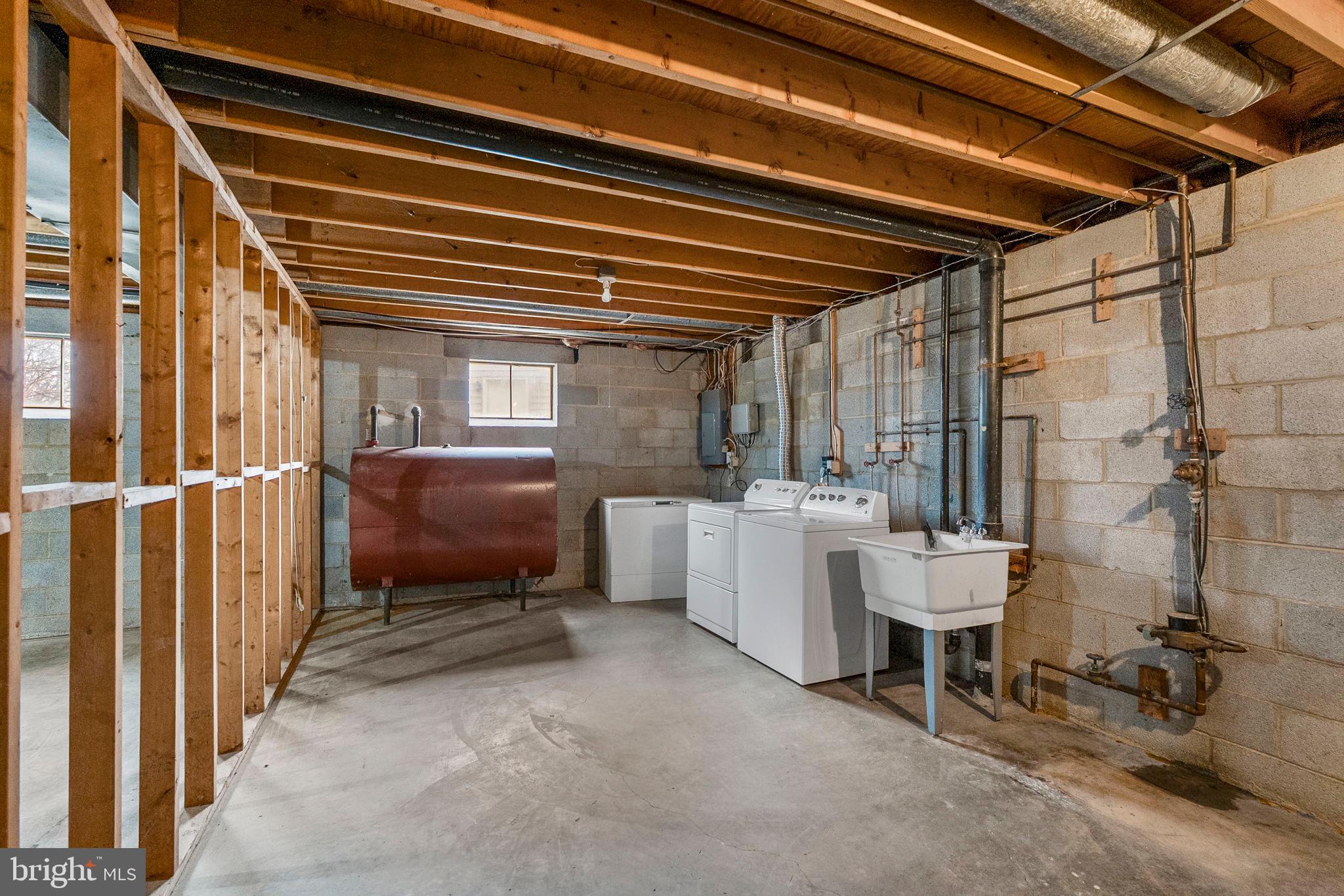 CHURCHILL TOWN SECTOR - Residential