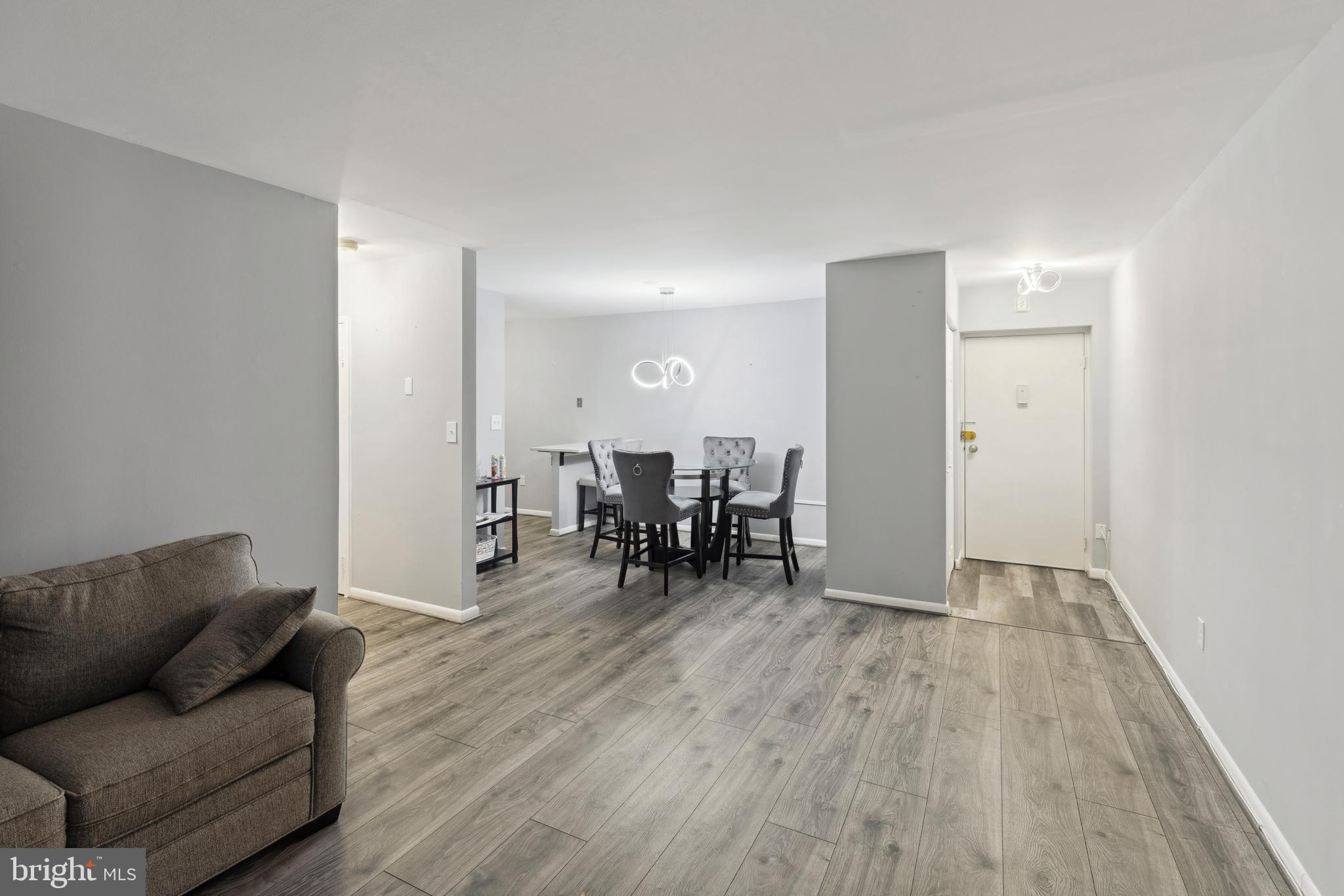 PIKESVILLE - Residential