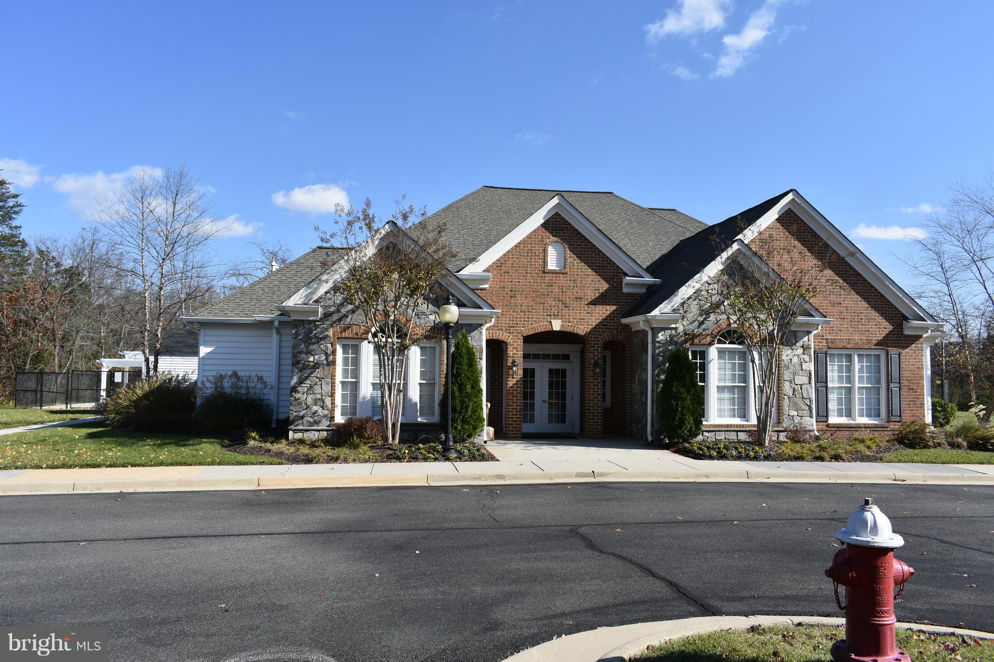 CHANTILLY - Residential Lease