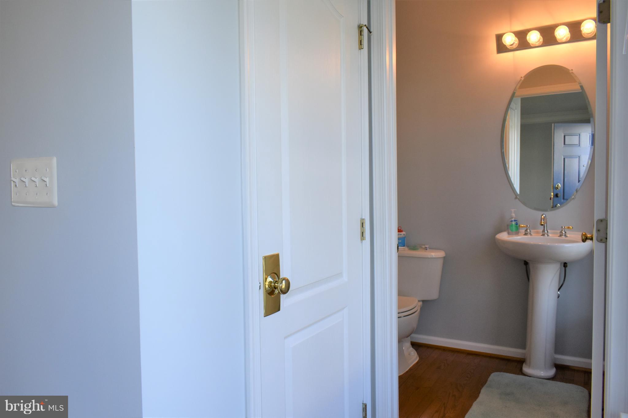 CHANTILLY - Residential Lease