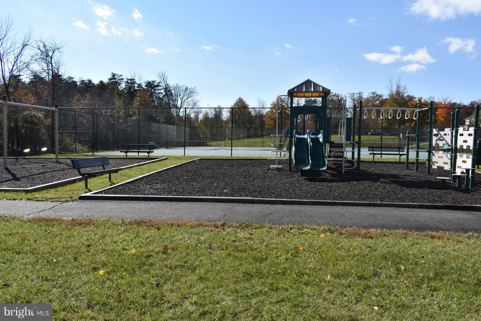 CHANTILLY - Residential Lease