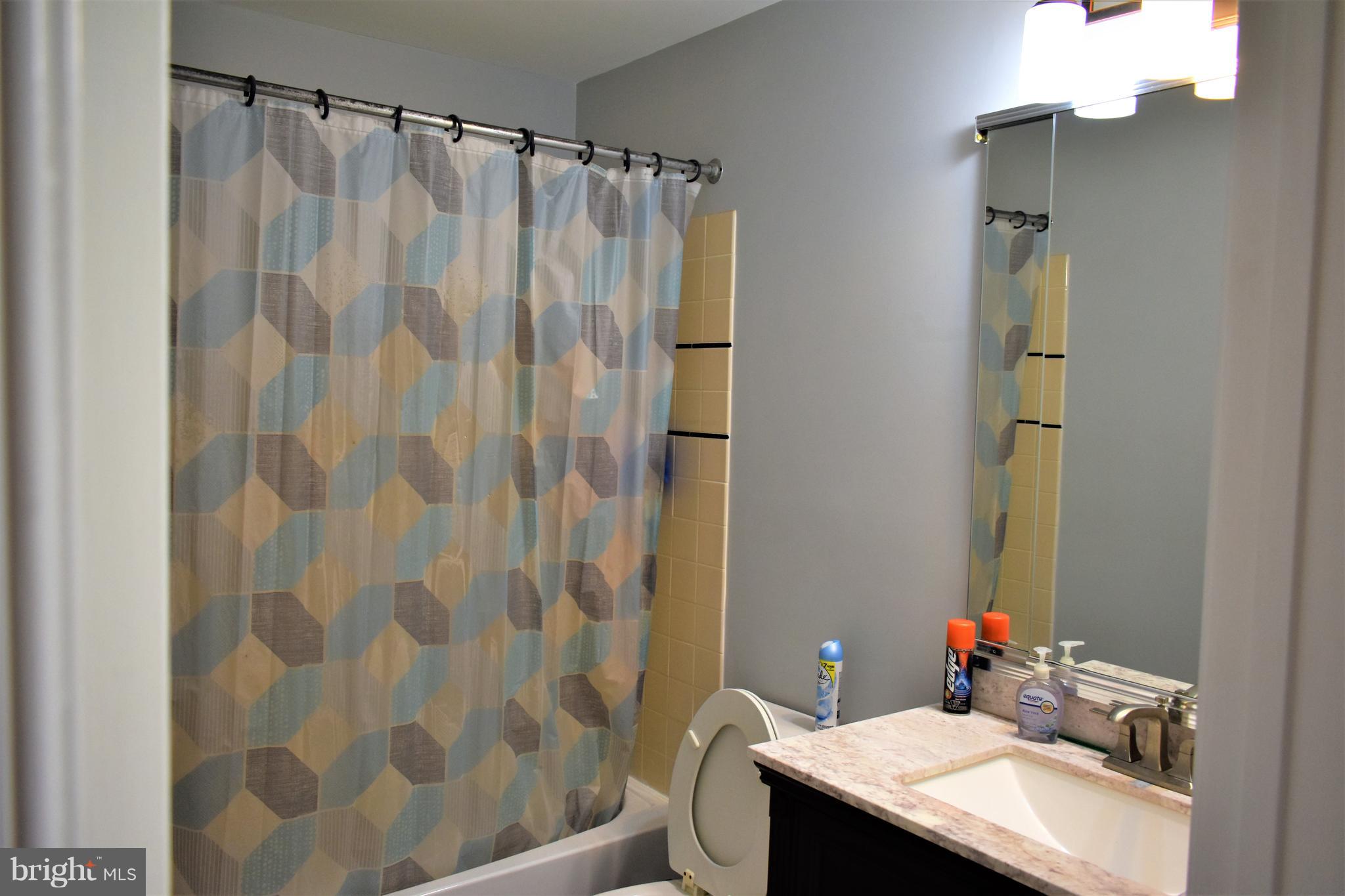 CHANTILLY - Residential Lease