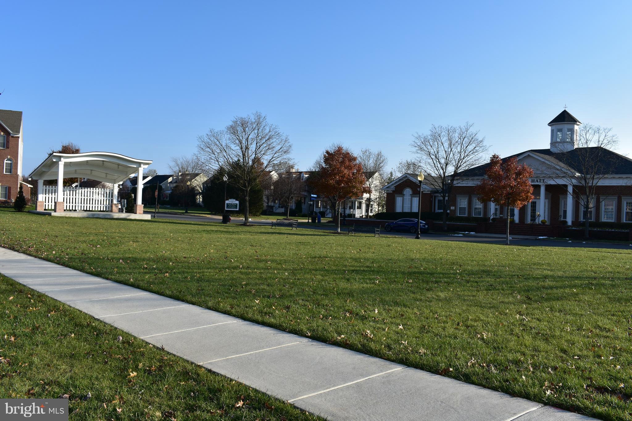 CHANTILLY - Residential Lease