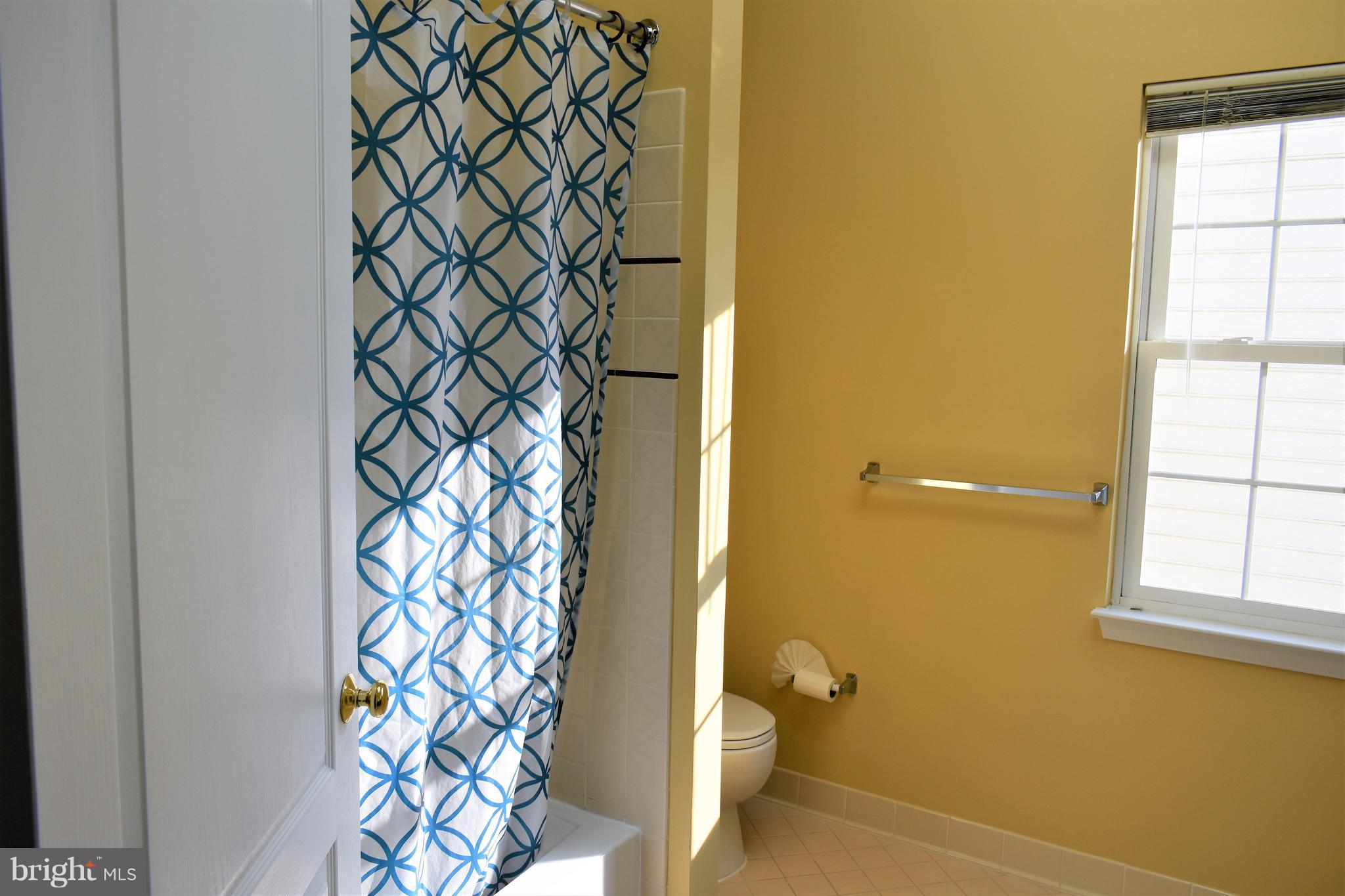 CHANTILLY - Residential Lease