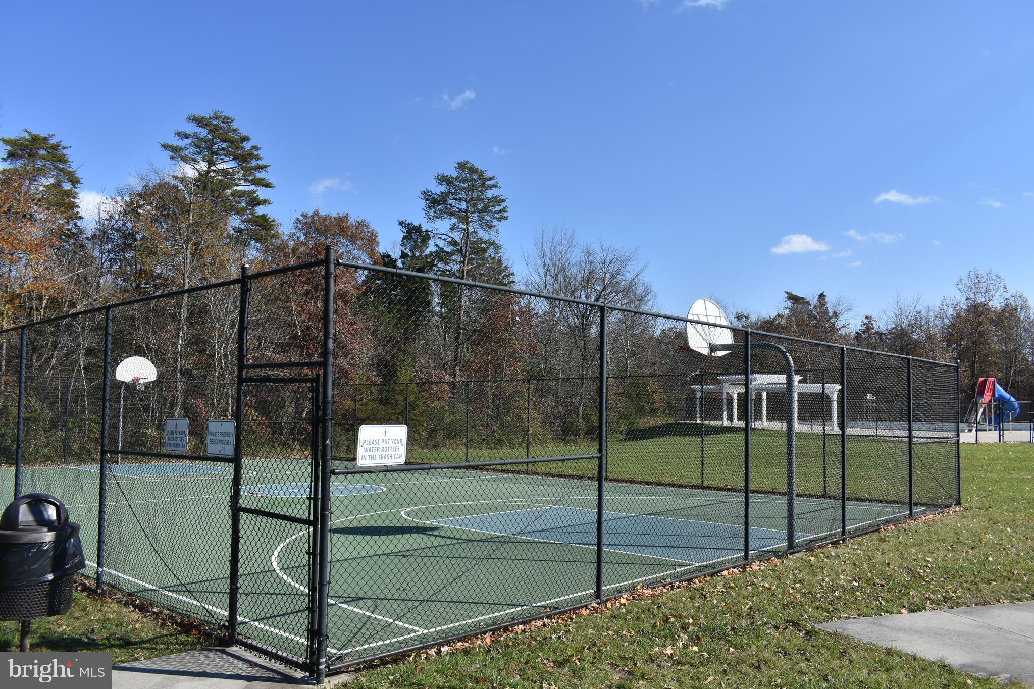 CHANTILLY - Residential Lease