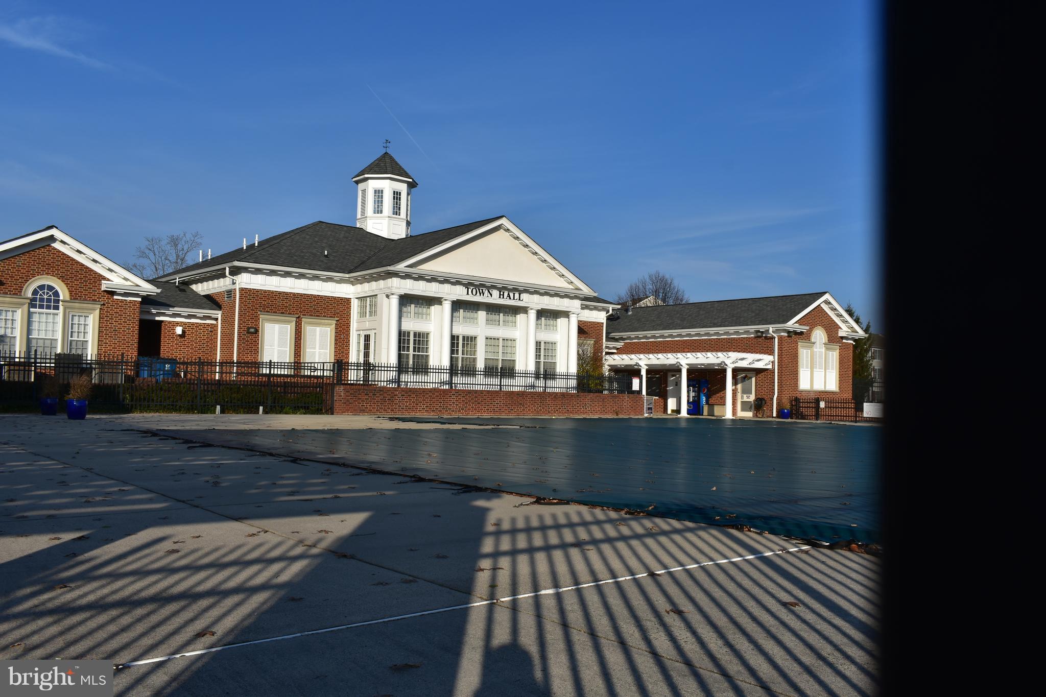 CHANTILLY - Residential Lease